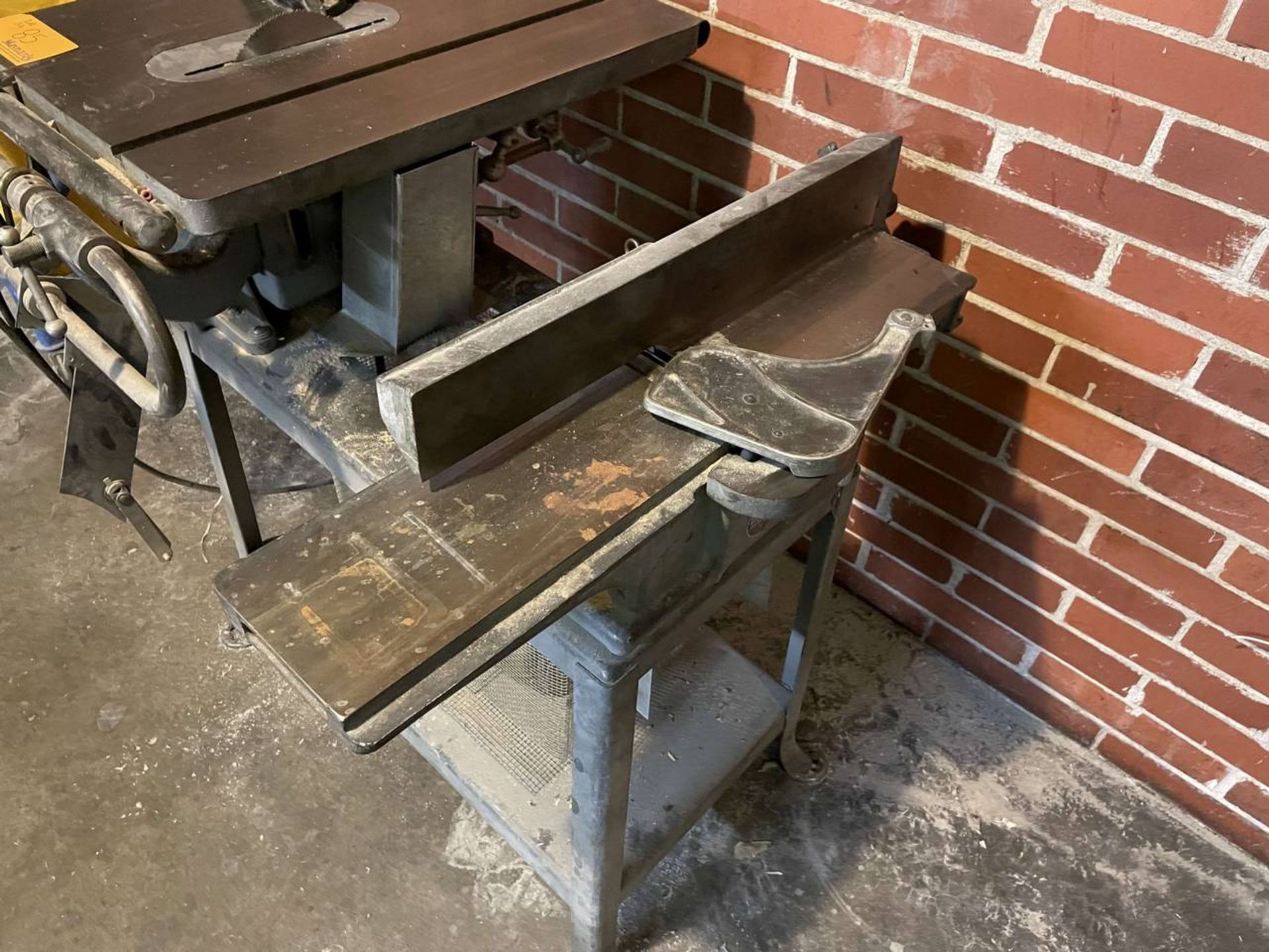 Delta Milwaukee Combination Table Saw (8") and Joiner (5") - Image 2 of 4