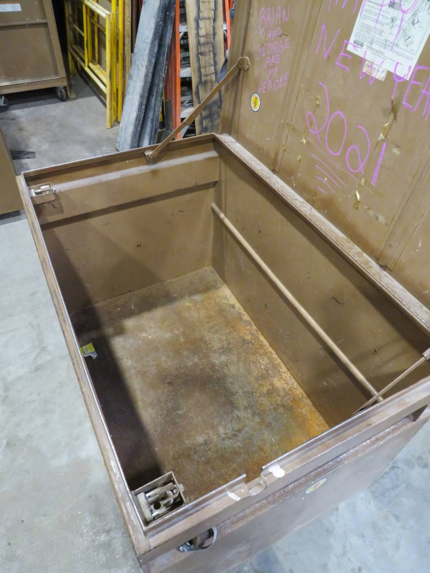 Knaack Approx. 48" W x 30" D x 39-1/2" H Storage Chest - Image 3 of 7