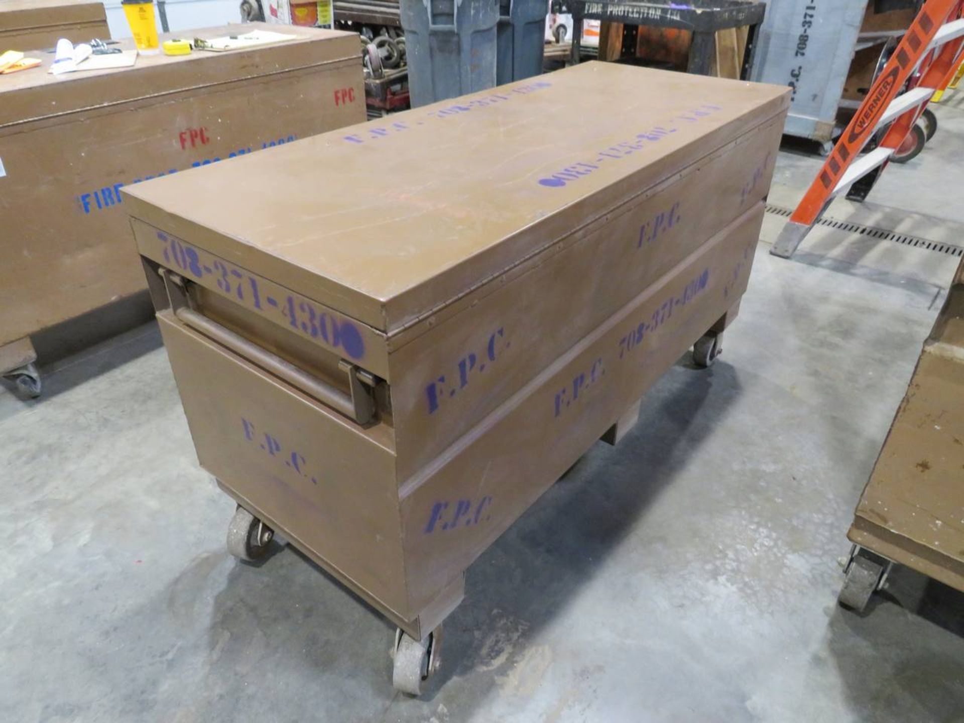 Knaack 20.25 Cu. Ft. - Approx. 60" W x 24" D x 35" H Storage Chest - Image 3 of 7