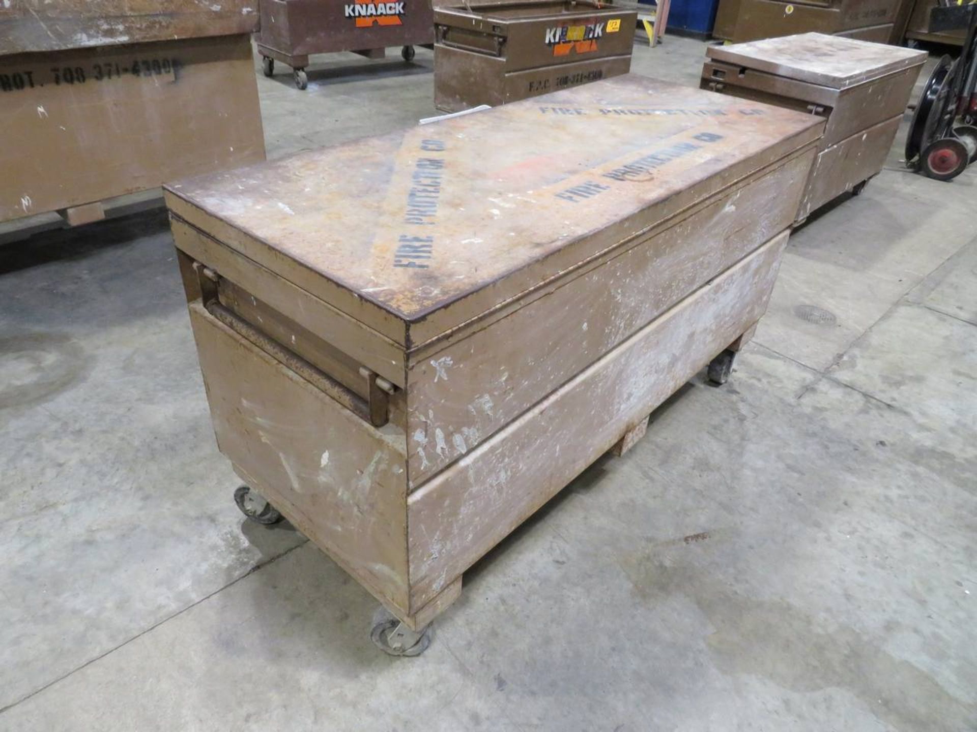 Knaack 20.25 Cu. Ft. - Approx. 60" W x 24" D x 35" H Storage Chest - Image 5 of 6