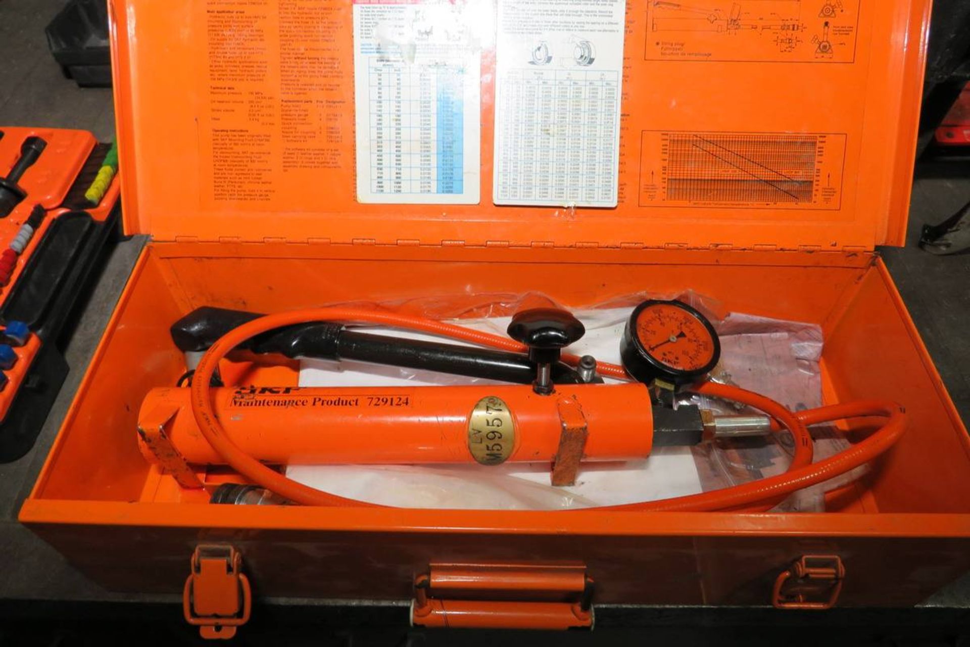 SKF 729124 Hydraulic Pump - Image 2 of 2