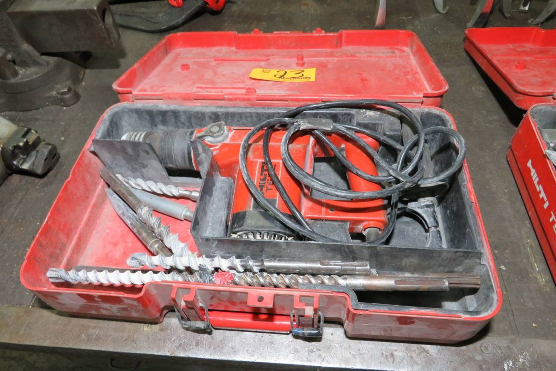 Hilti TE52 Hammer Drill