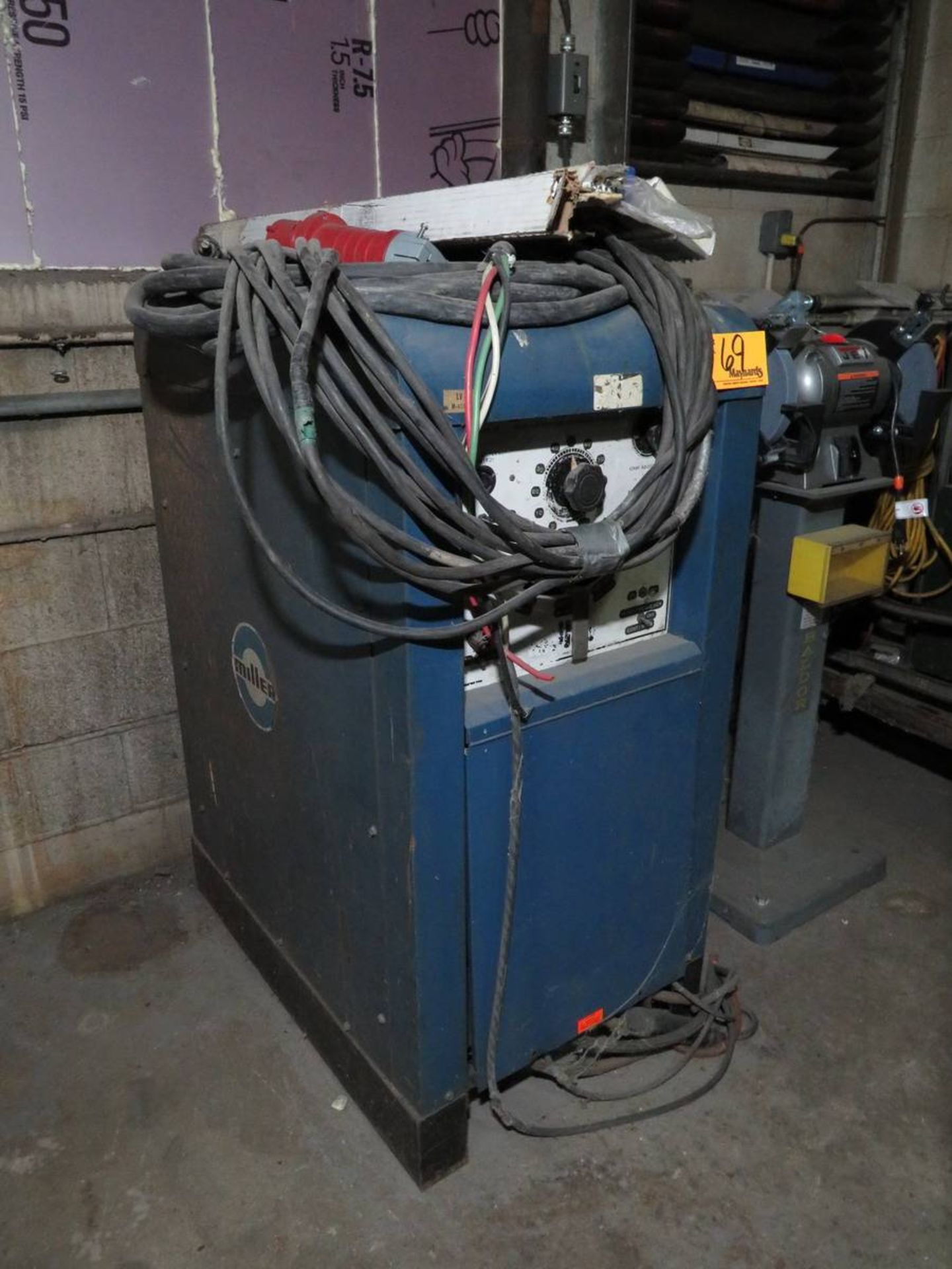 Miller 33A/BP AC/DC Gas Tungsten-Arc Welding Power Source