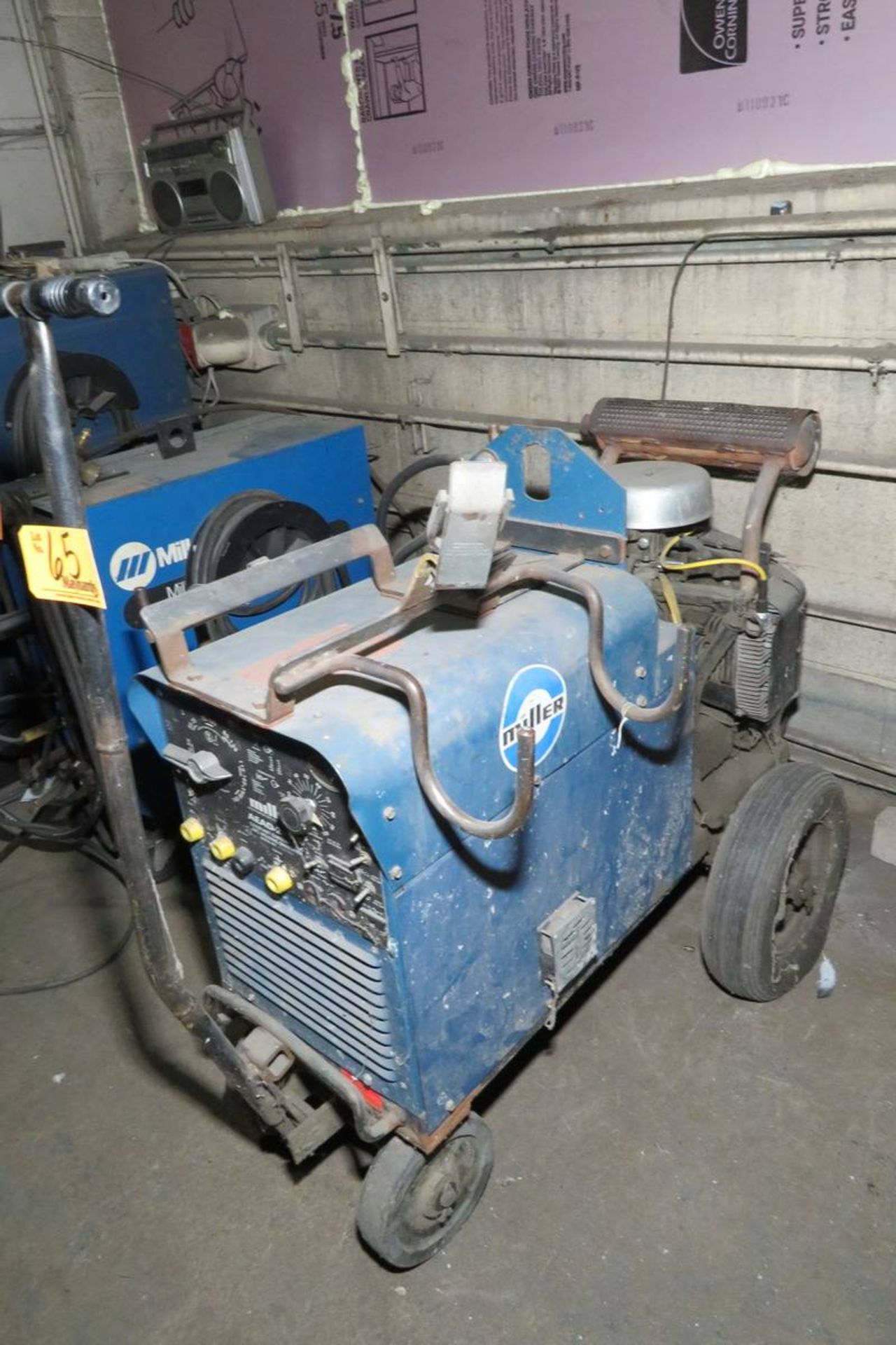 Miller AEAD-200LE CC AC/DC Arc Welding Generator - Image 2 of 6