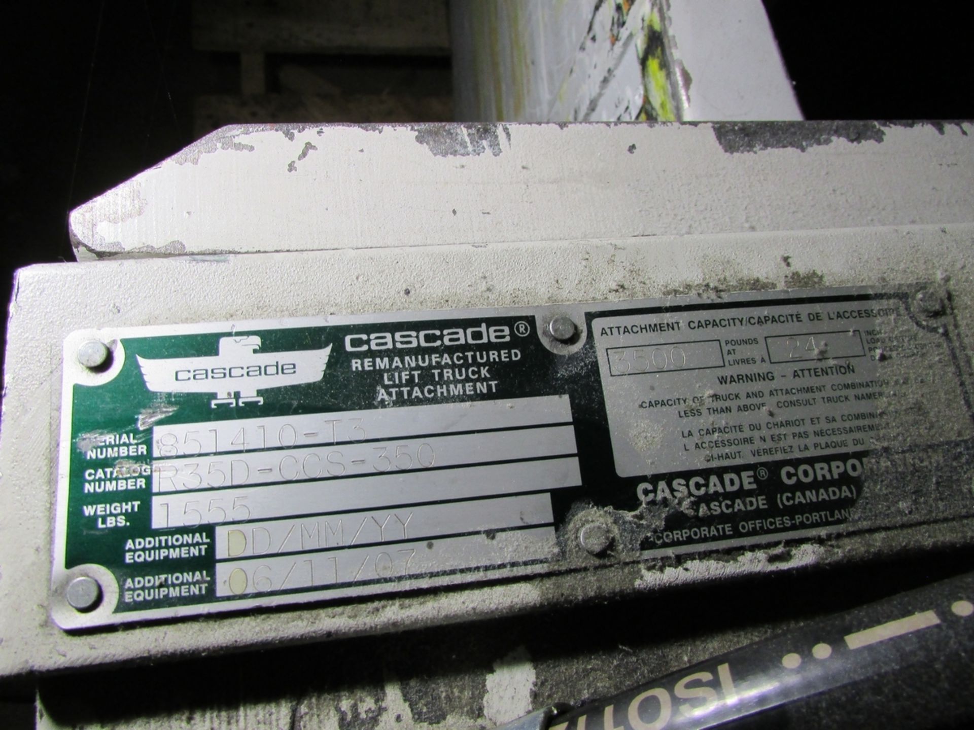Cascade R35D-CCS-350 Carton Clamp Forklift Attachment - Image 3 of 3