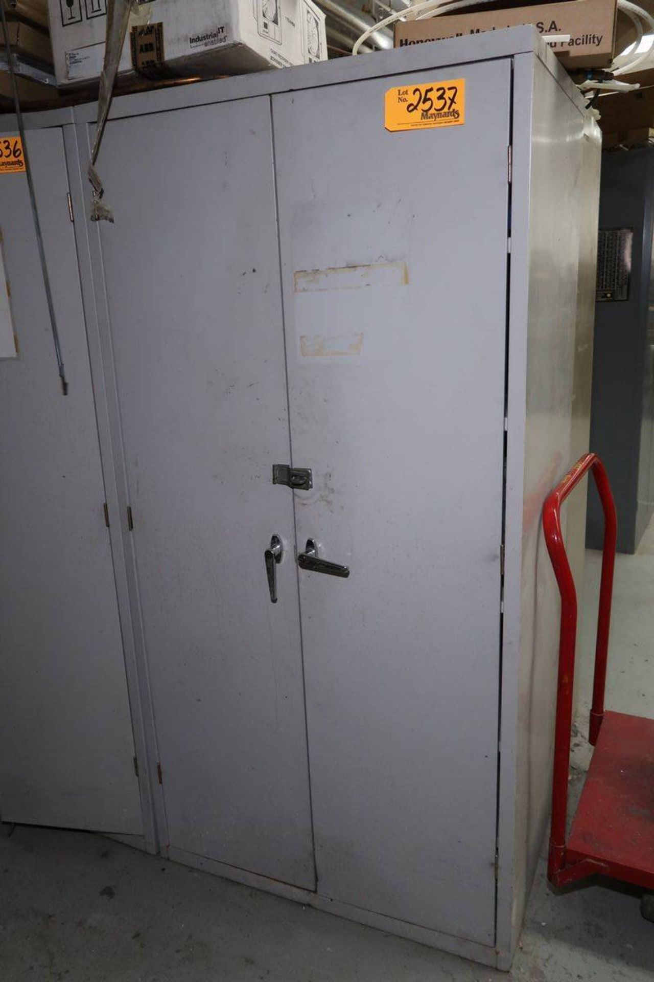 Hon Steel 2-Door Cabinet