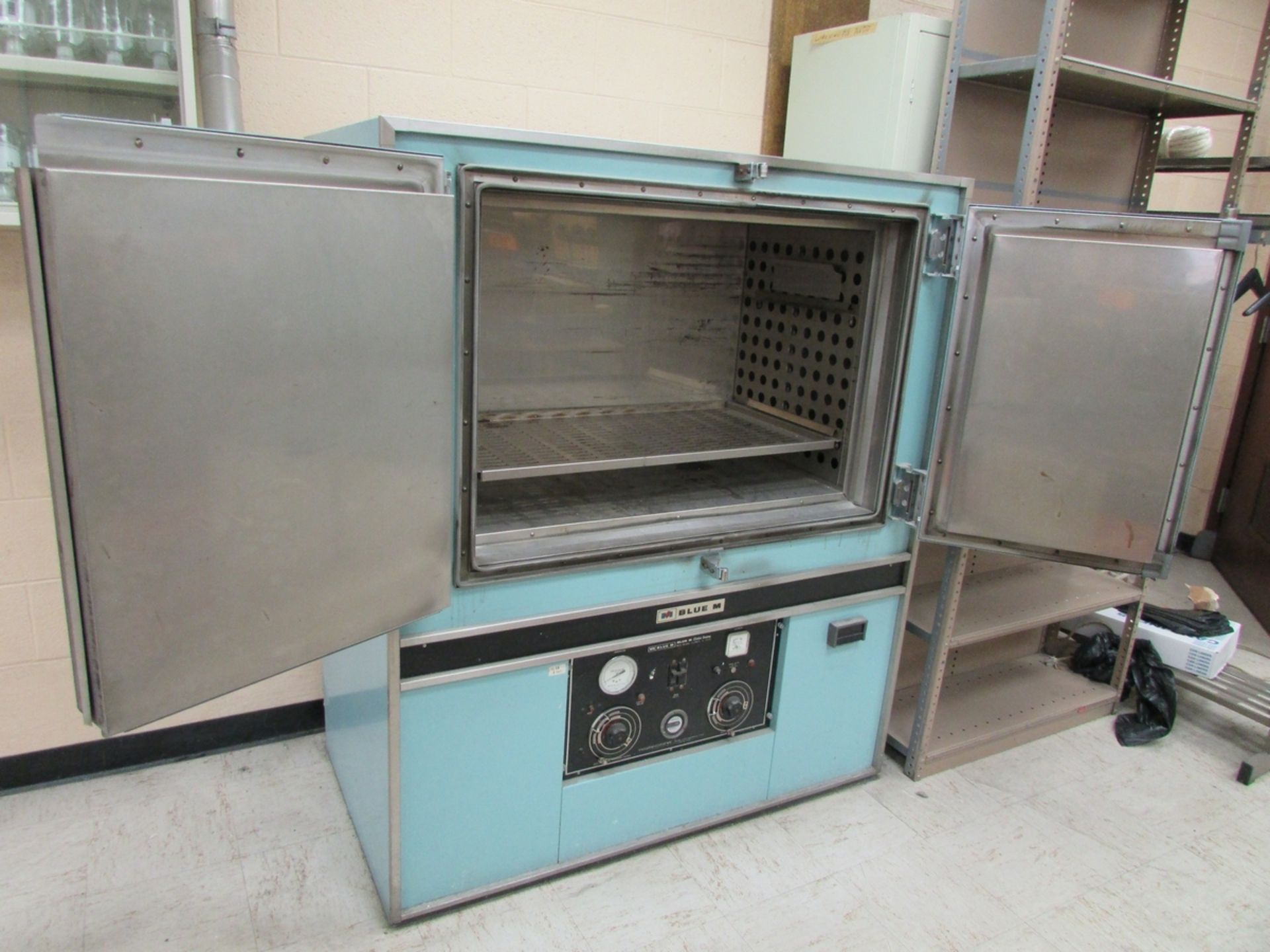 Blue M POM-136C-1 Lab Oven - Image 2 of 5