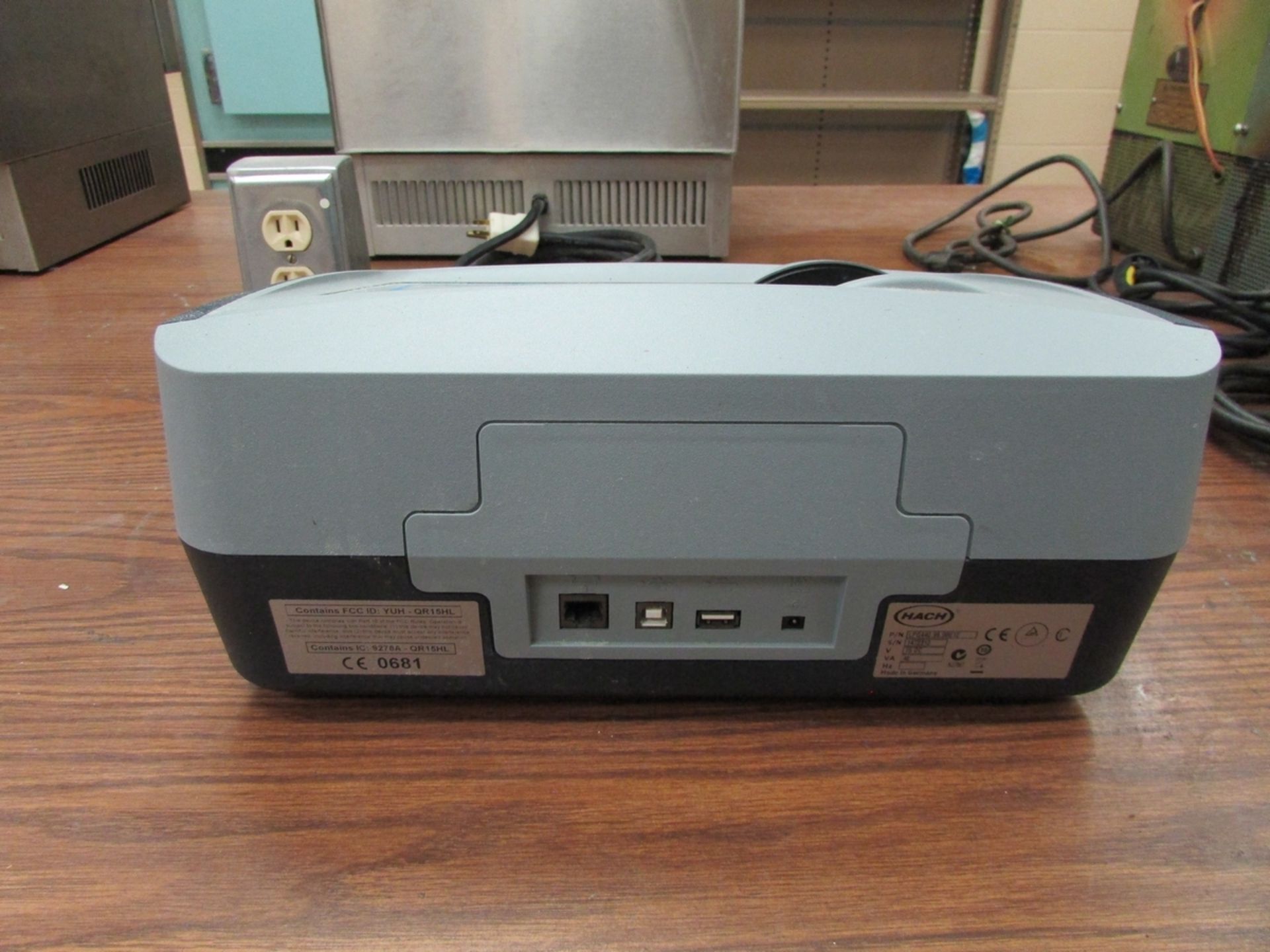 Hach DR 3900 Digital Benchtop Spectrophotometer - Image 3 of 4