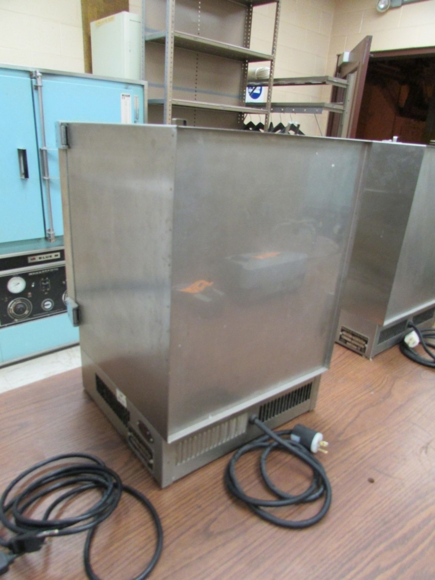 Blue M OV-12A Benchtop Lab Oven - Image 3 of 4