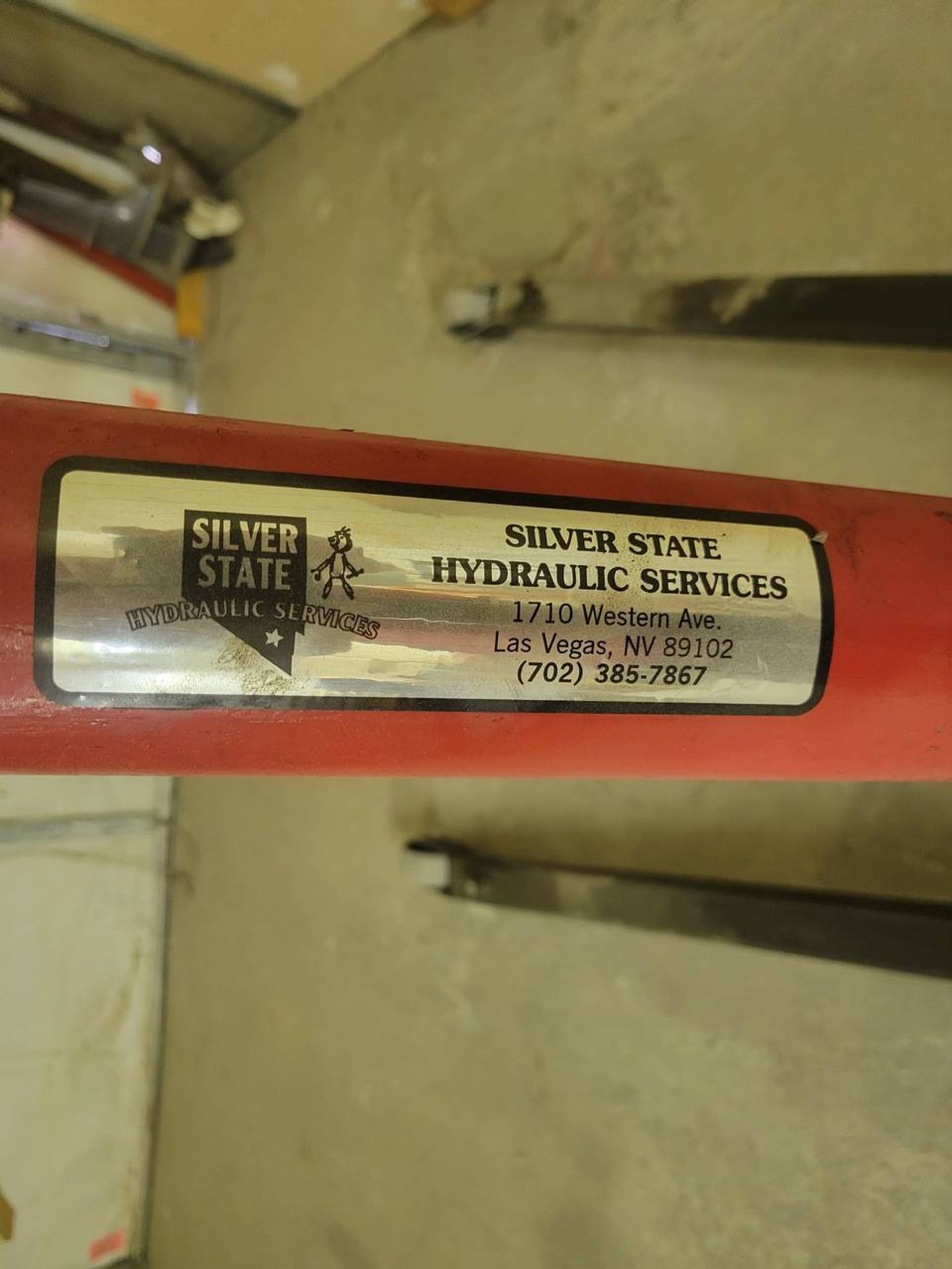 Silver State 1 Ton capacity hydraulic engine picker - Image 3 of 3