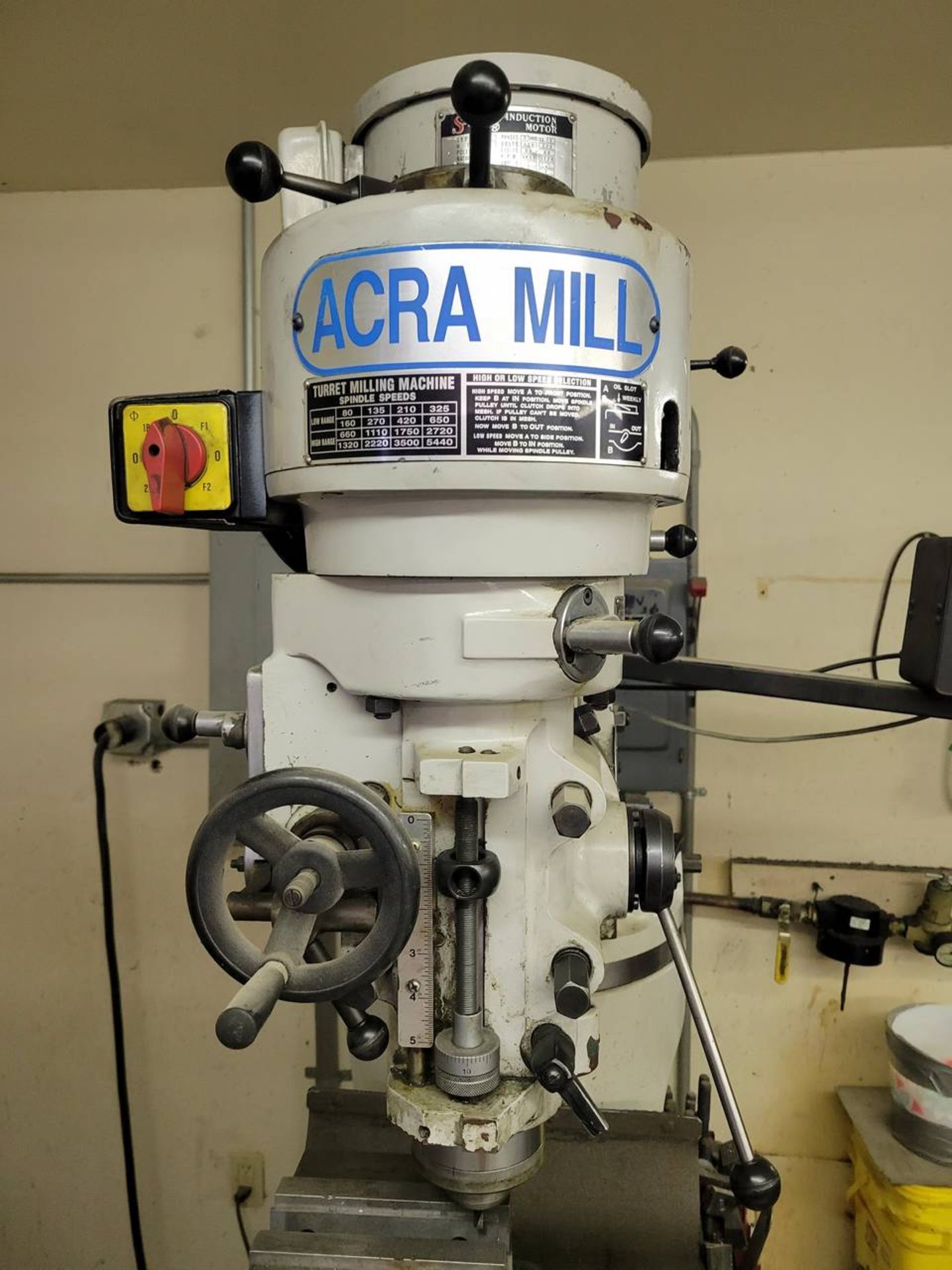 Acra AM-2S Vertical Milling Machine - Image 3 of 10