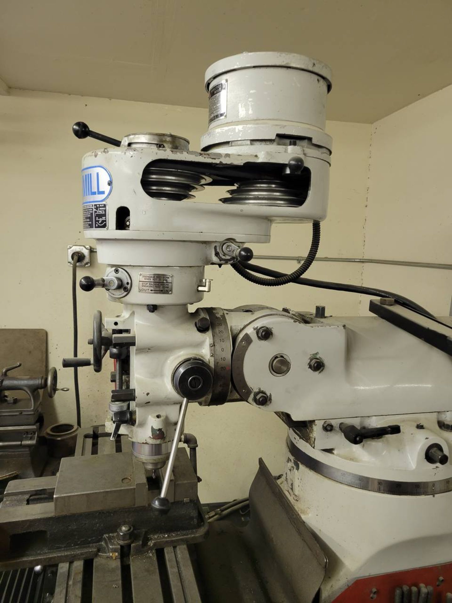 Acra AM-2S Vertical Milling Machine - Image 10 of 10