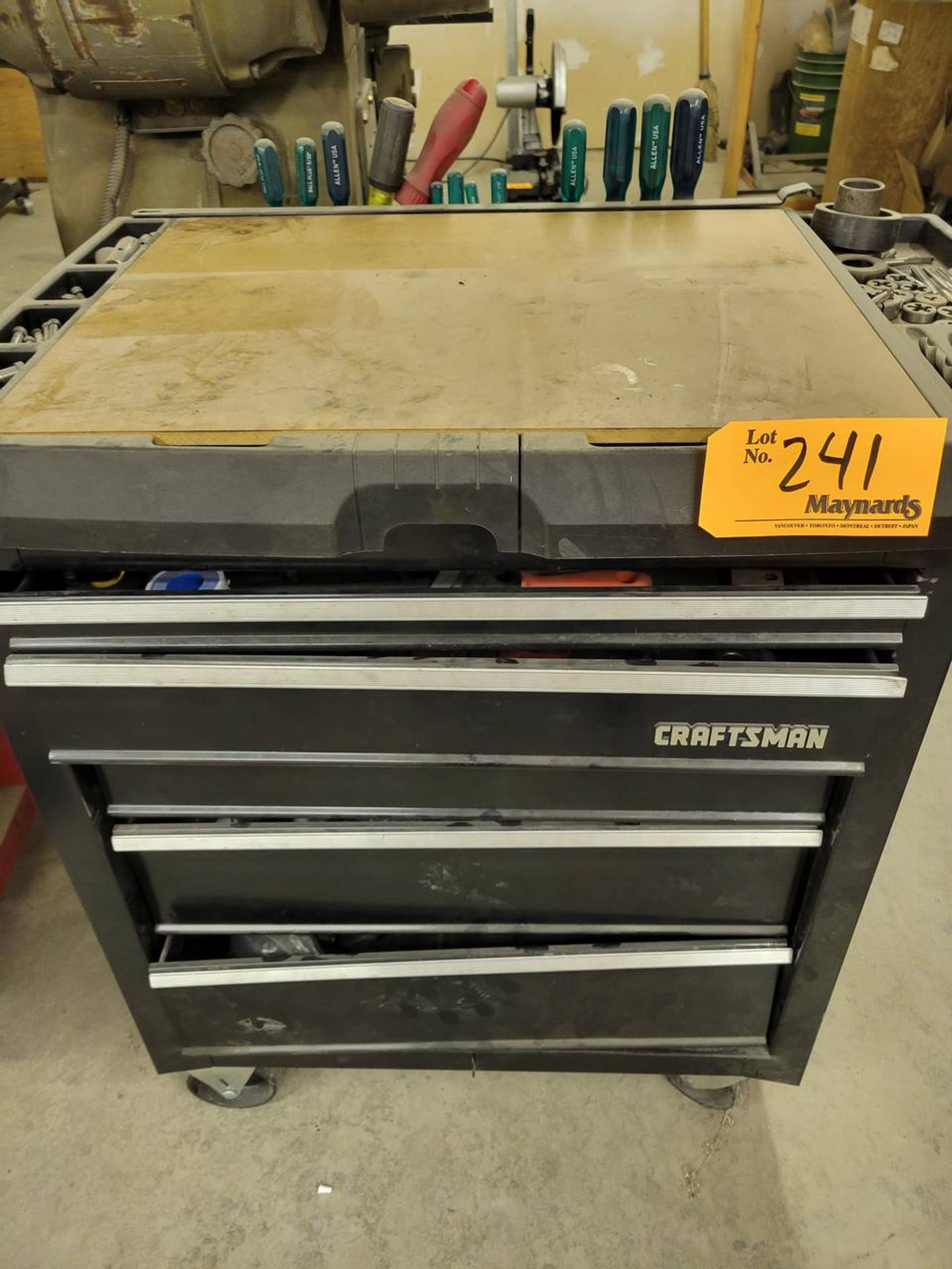 Craftsman 5dr rolling tool cabinet with contents