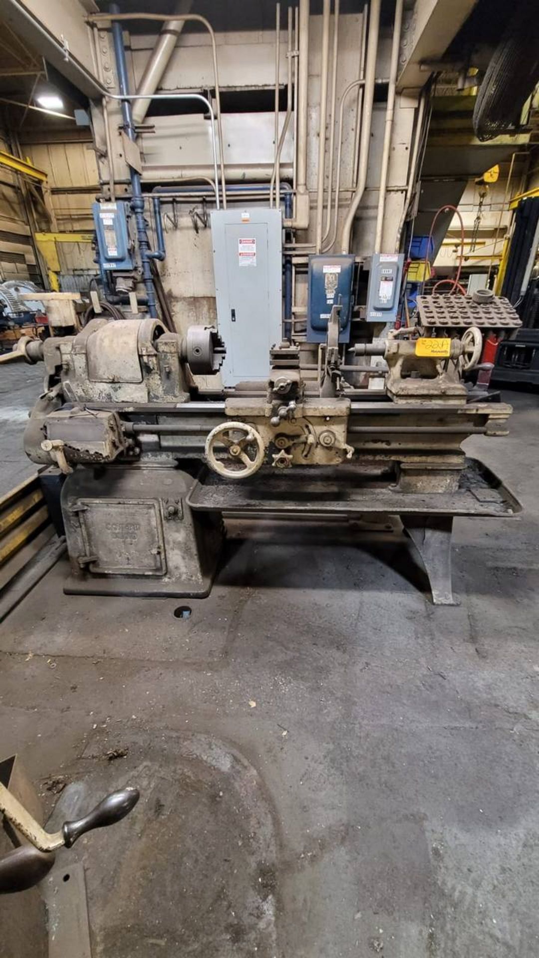 South bend Engine Lathe - Image 2 of 12