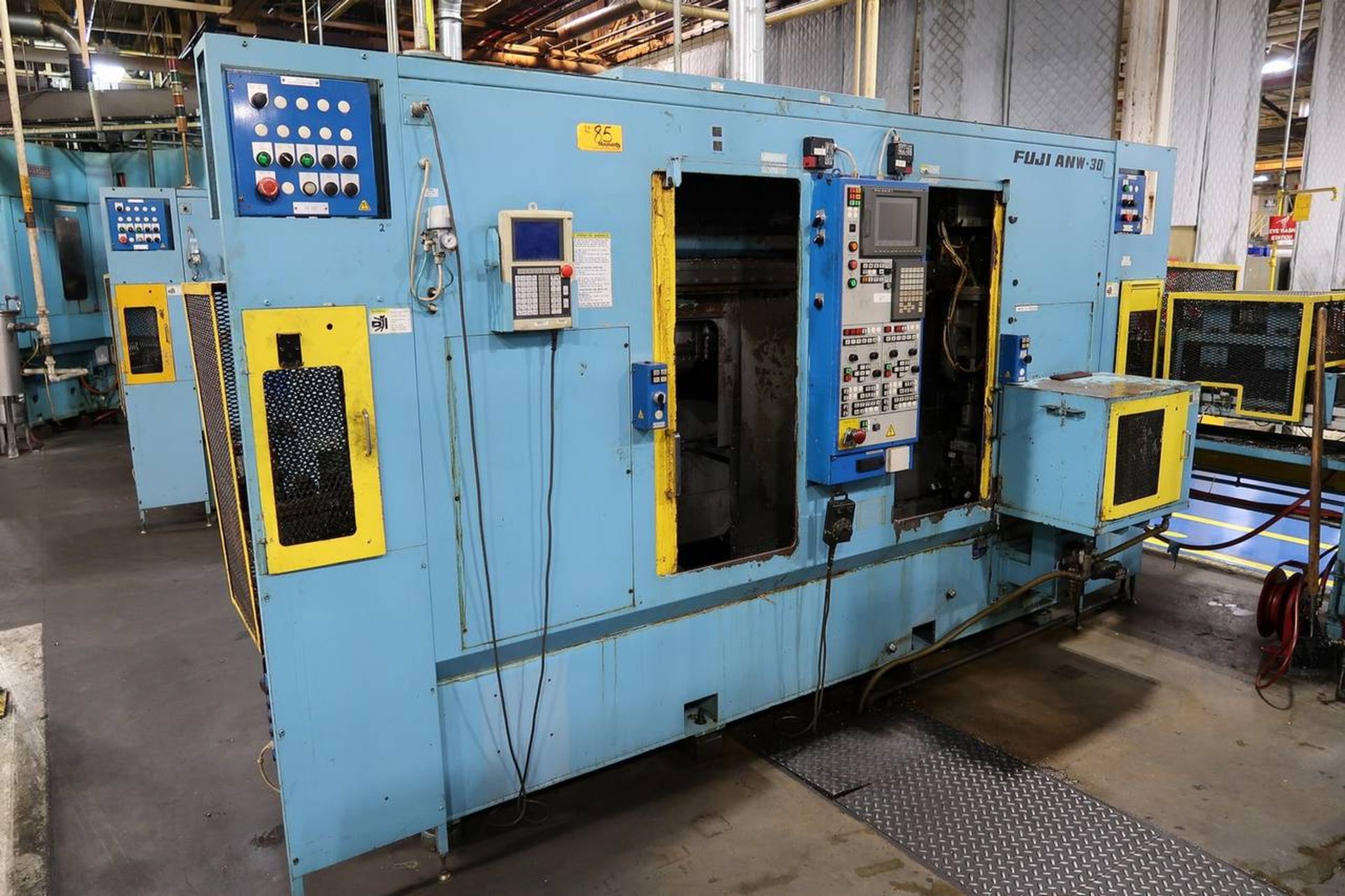 2001 Fuji ANW-30 CNC Turning Center