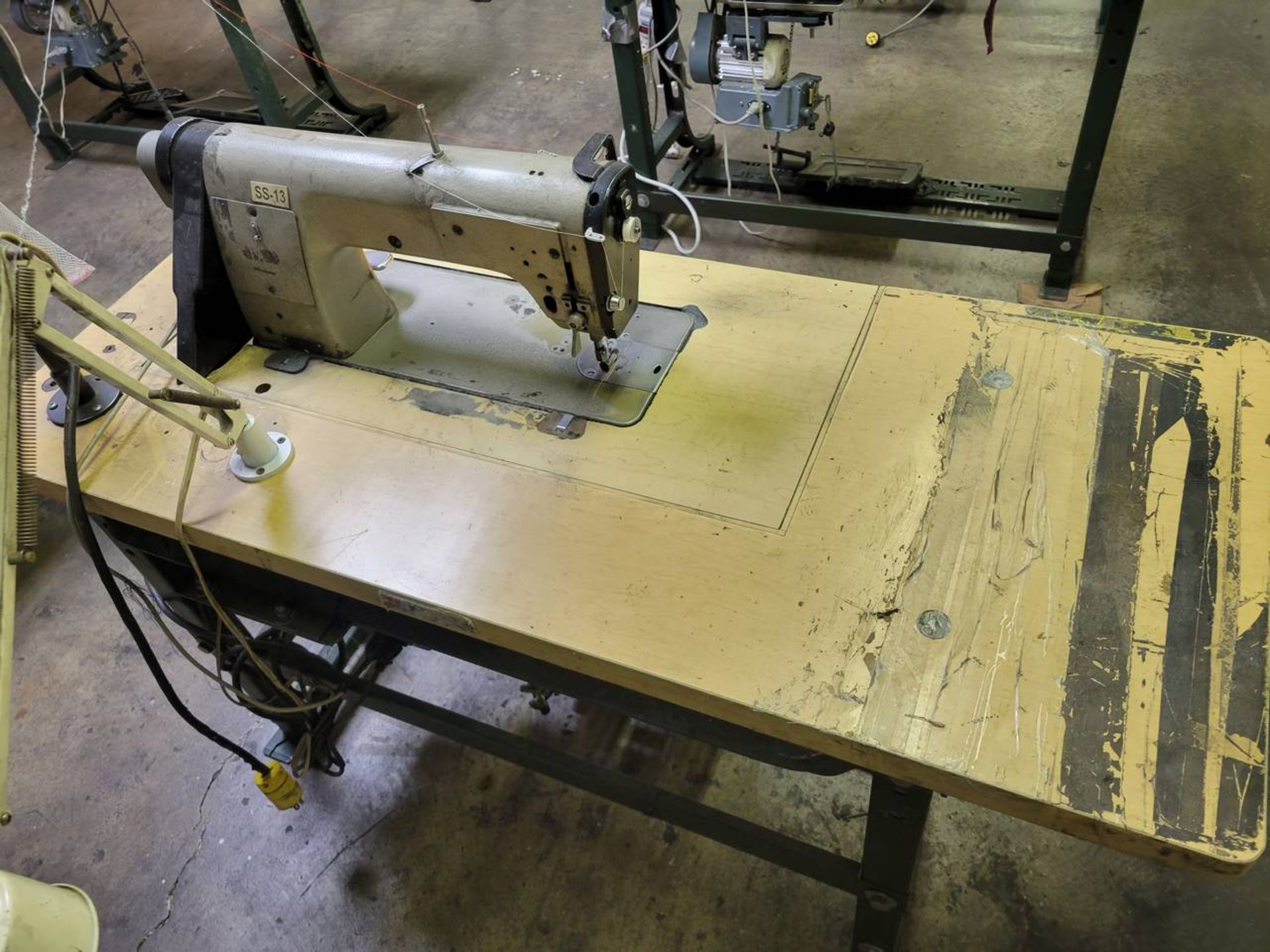 Pfaff SS13 Sewing machine with Enduro drive - Image 4 of 6