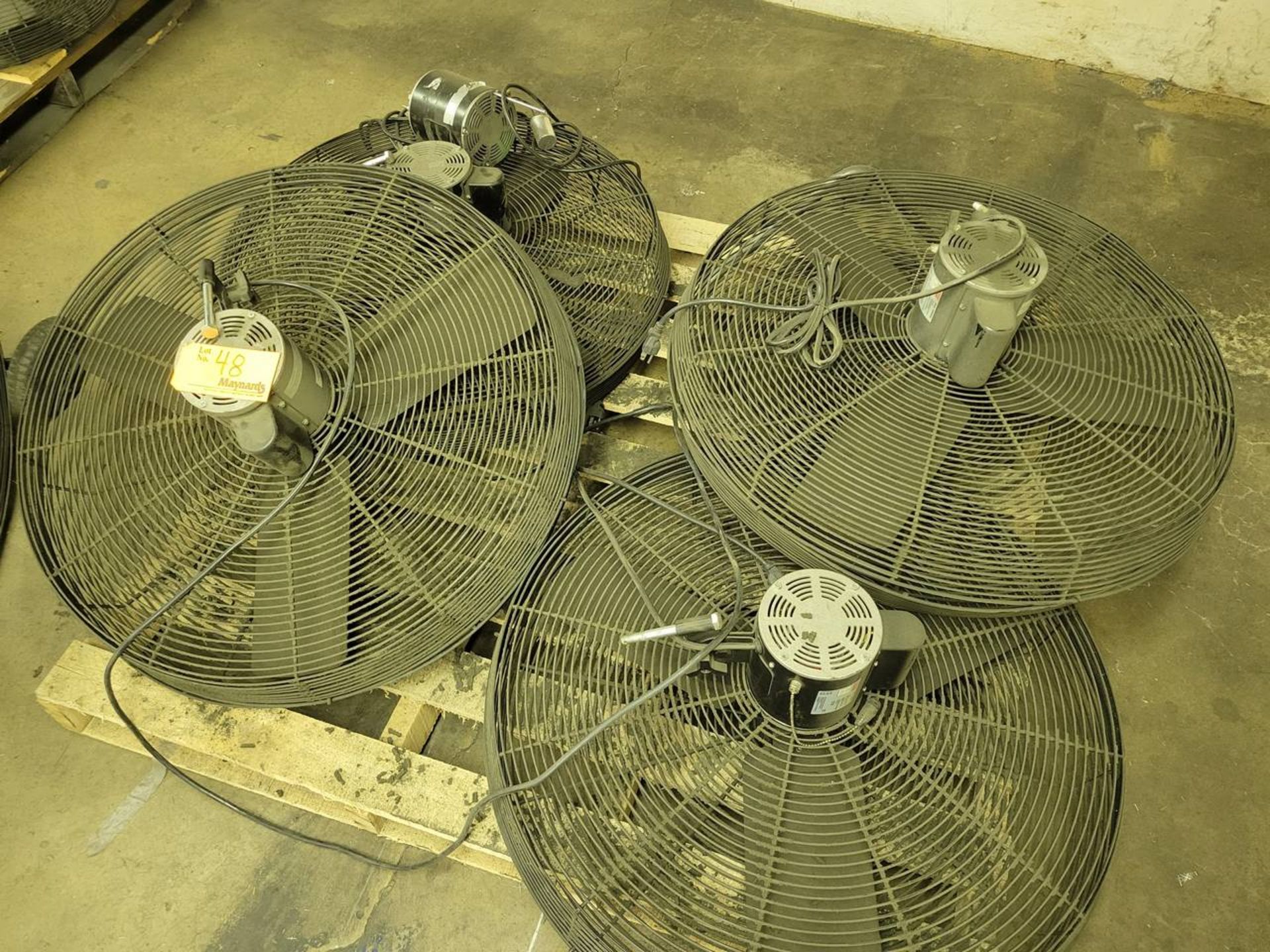 (4) 30" wall mount fans - Image 2 of 2