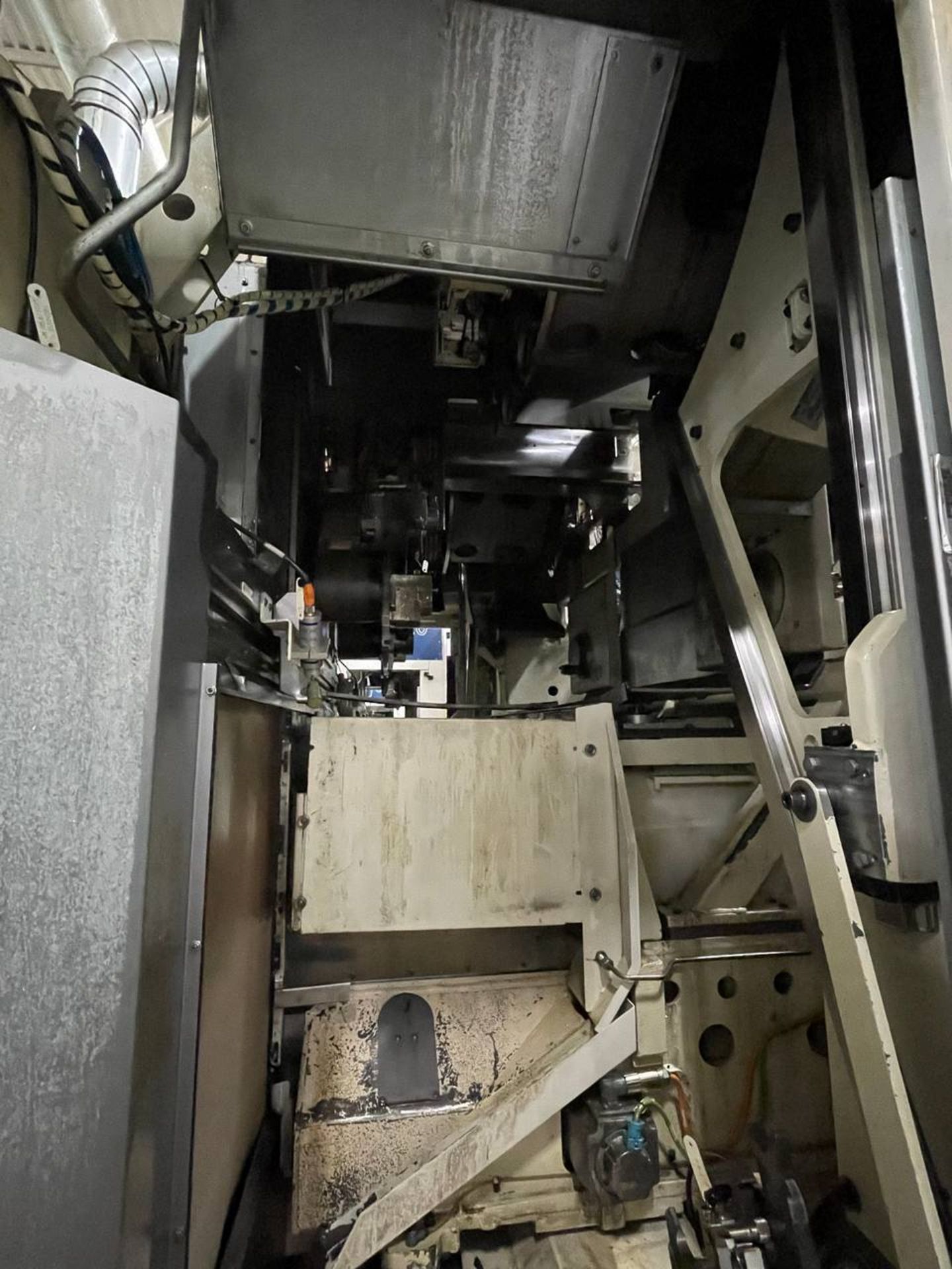 2013 Grob G520 Horizontal CNC Twin Station Machining Center - Image 5 of 7