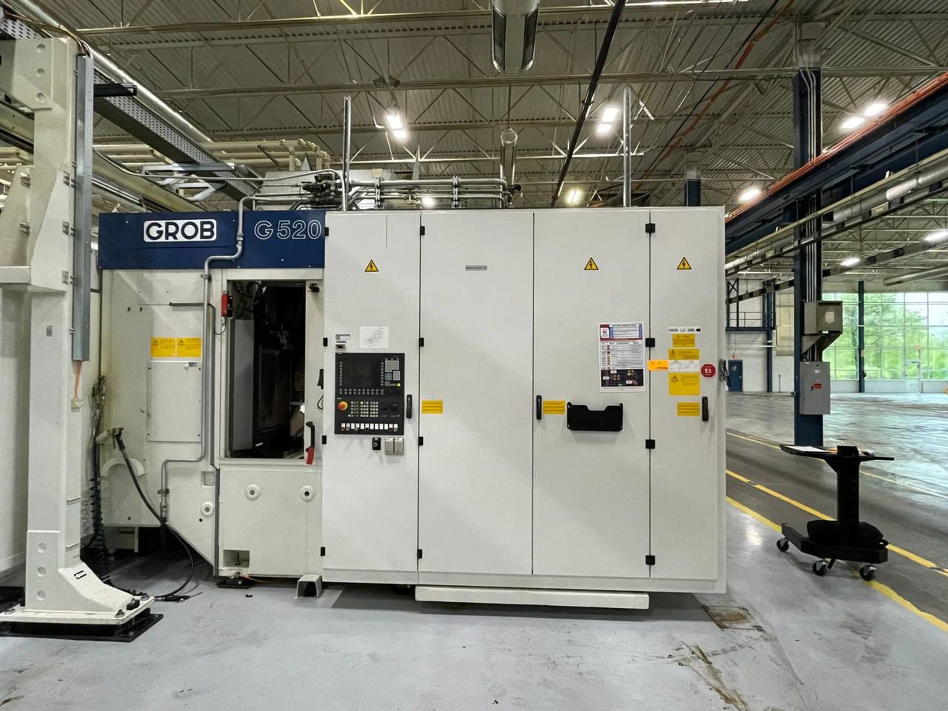 2013 Grob G520 Horizontal CNC Twin Station Machining Center with 5th Axis