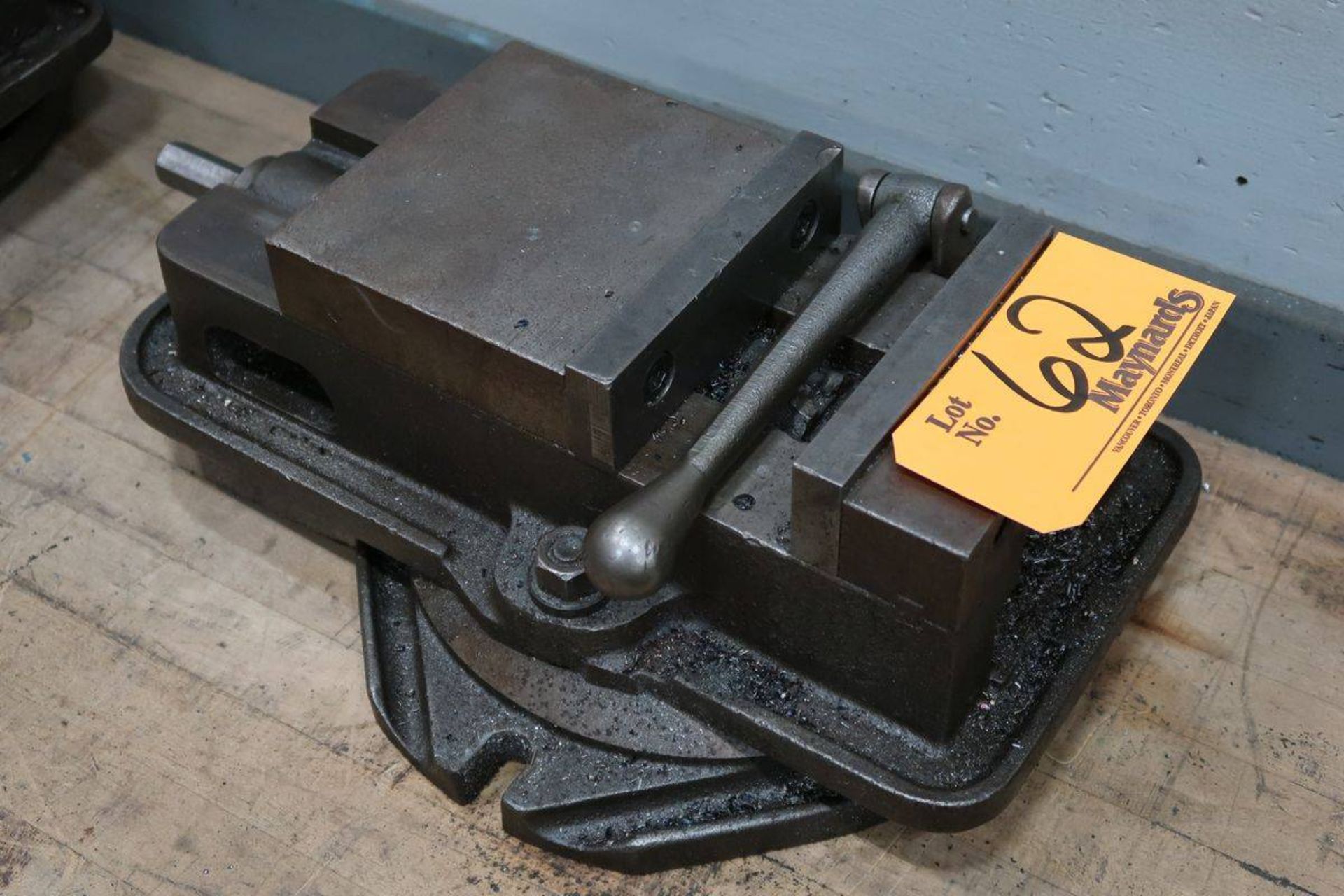 6" Machine Vise with Rotary Base