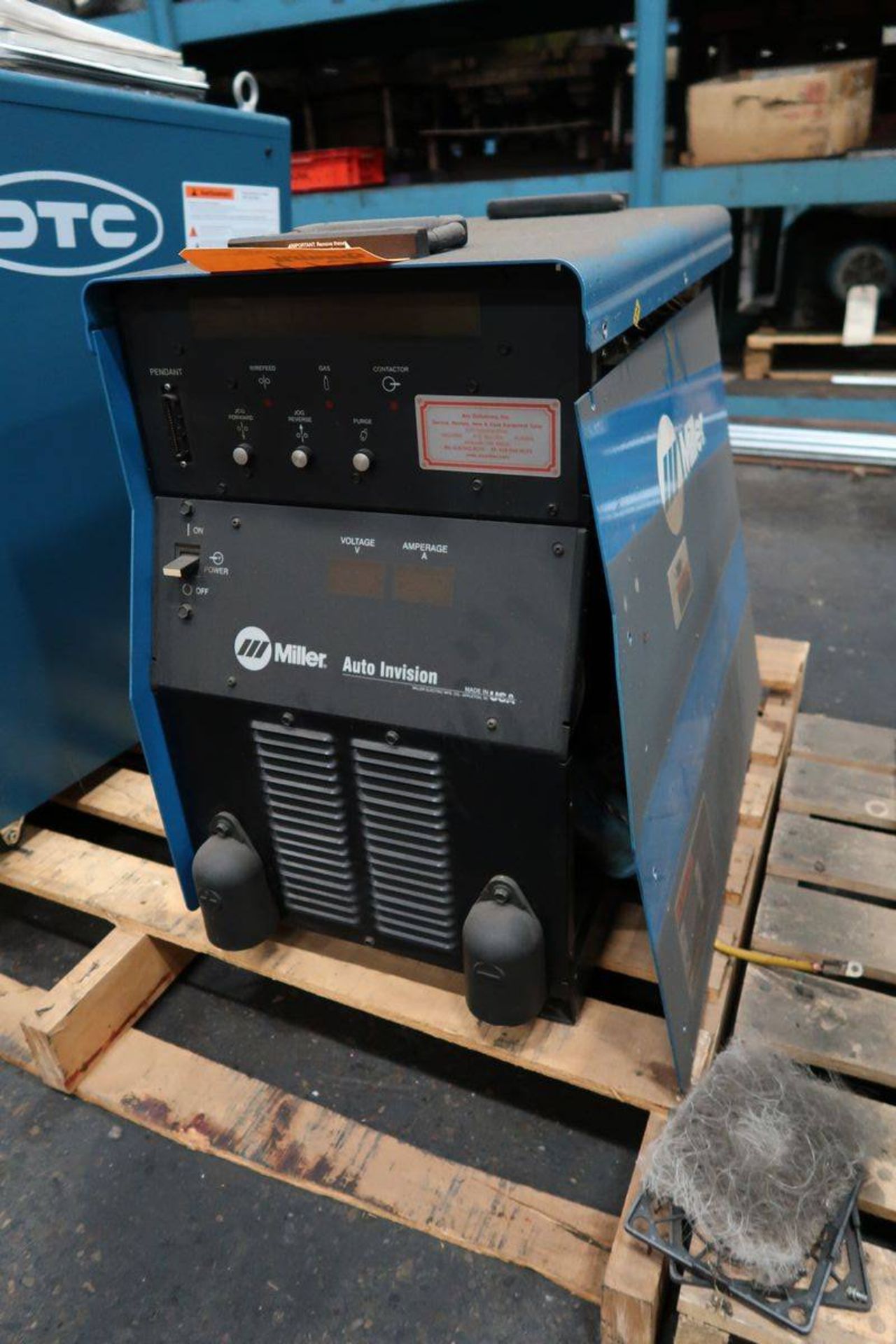 Miller Auto Invision Arc Welding Power Source