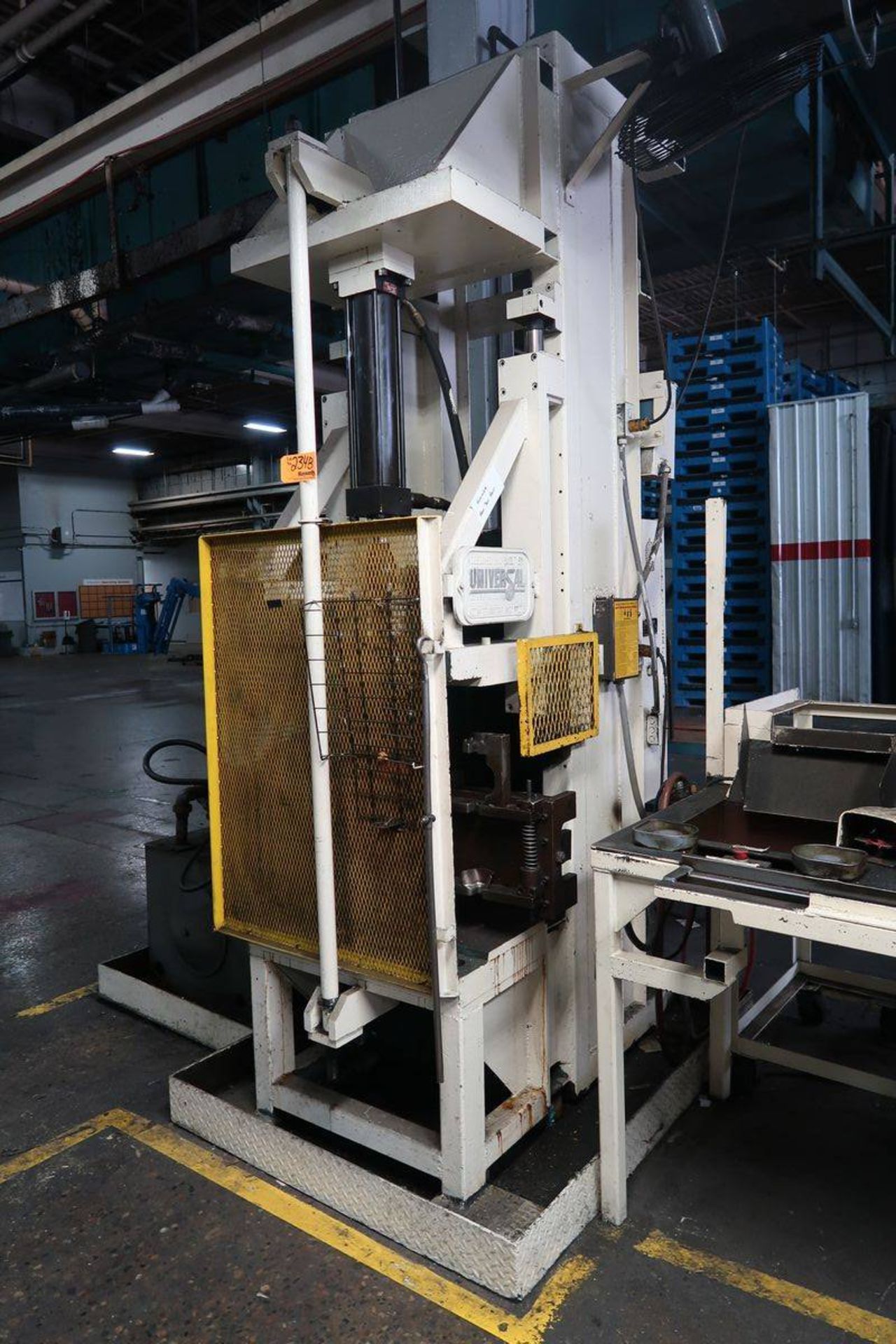 UNIVERSAL TOOL & STAMPING CO. HYDRAULIC PRESS