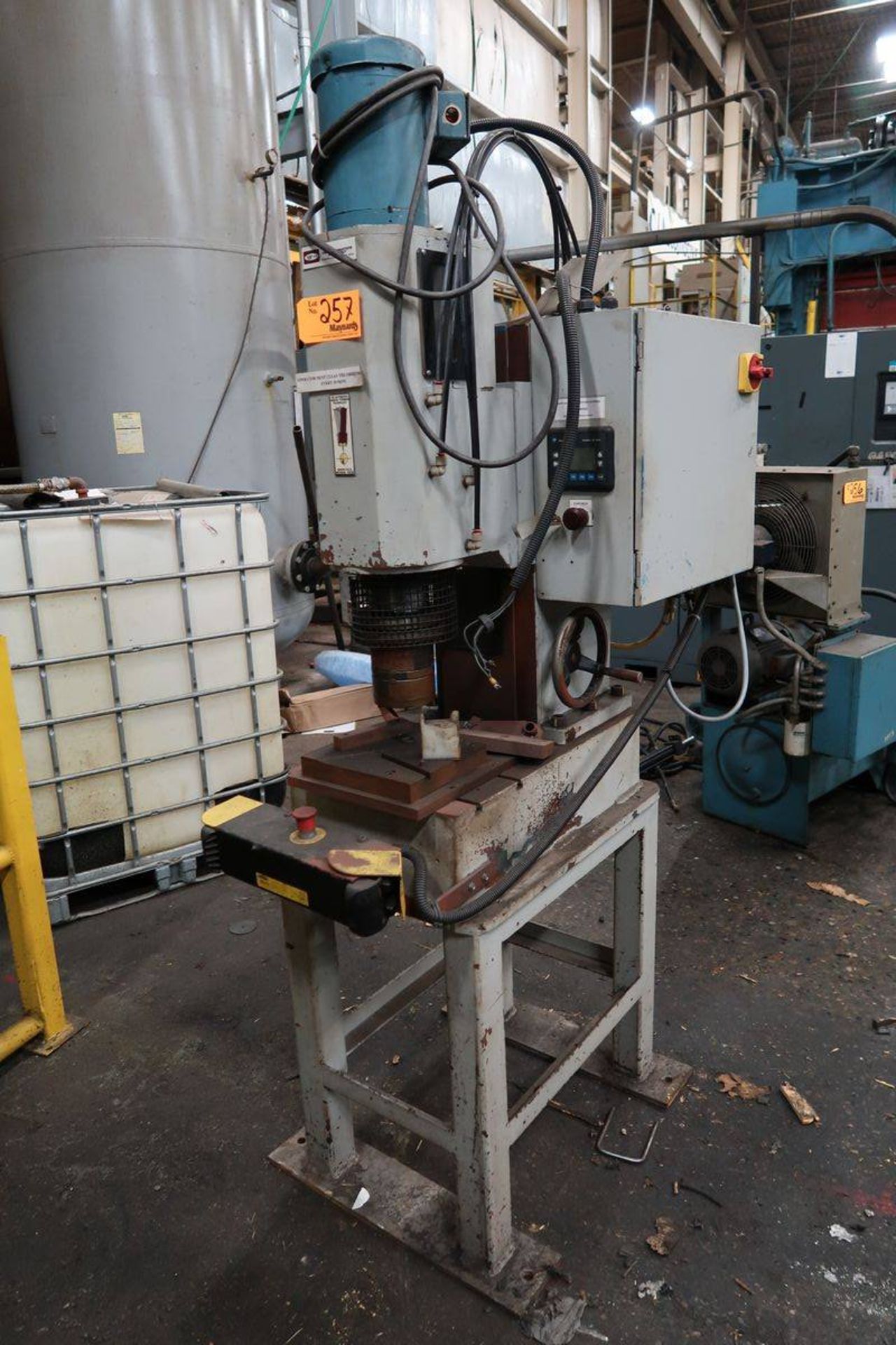 2007 VSI TM23 RIVETER