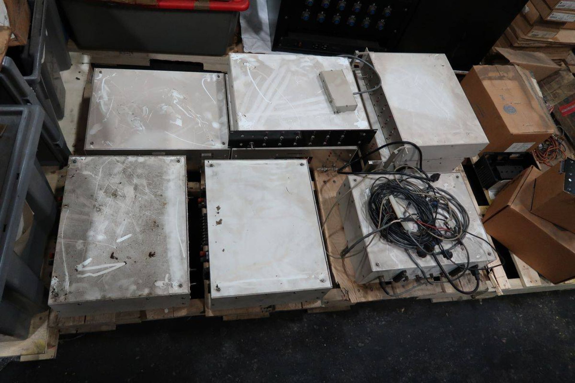 Pallets of Assorted Electrical Components - Image 14 of 19