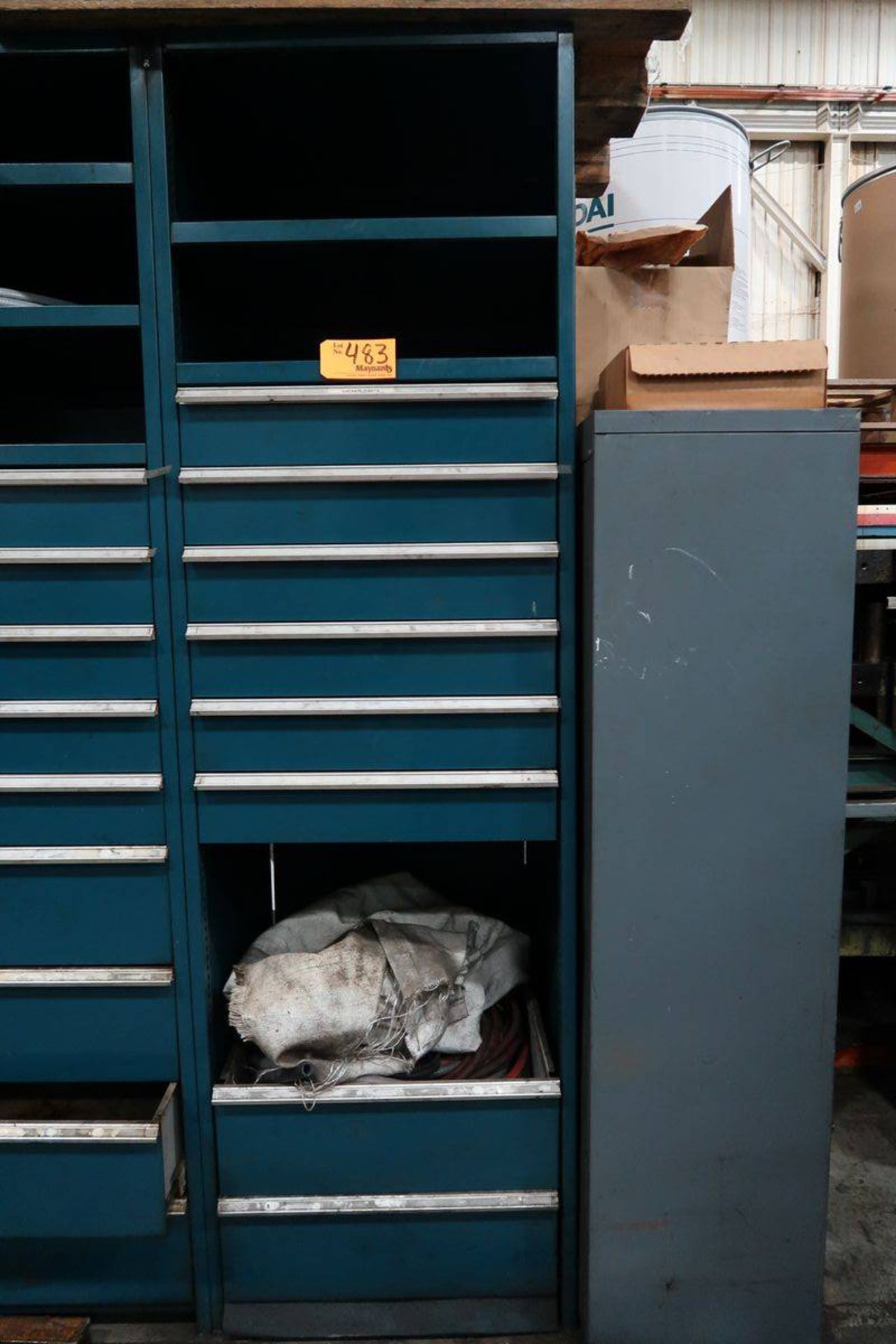 Contents of 7-Drawer Heavy Duty Parts Cabinet
