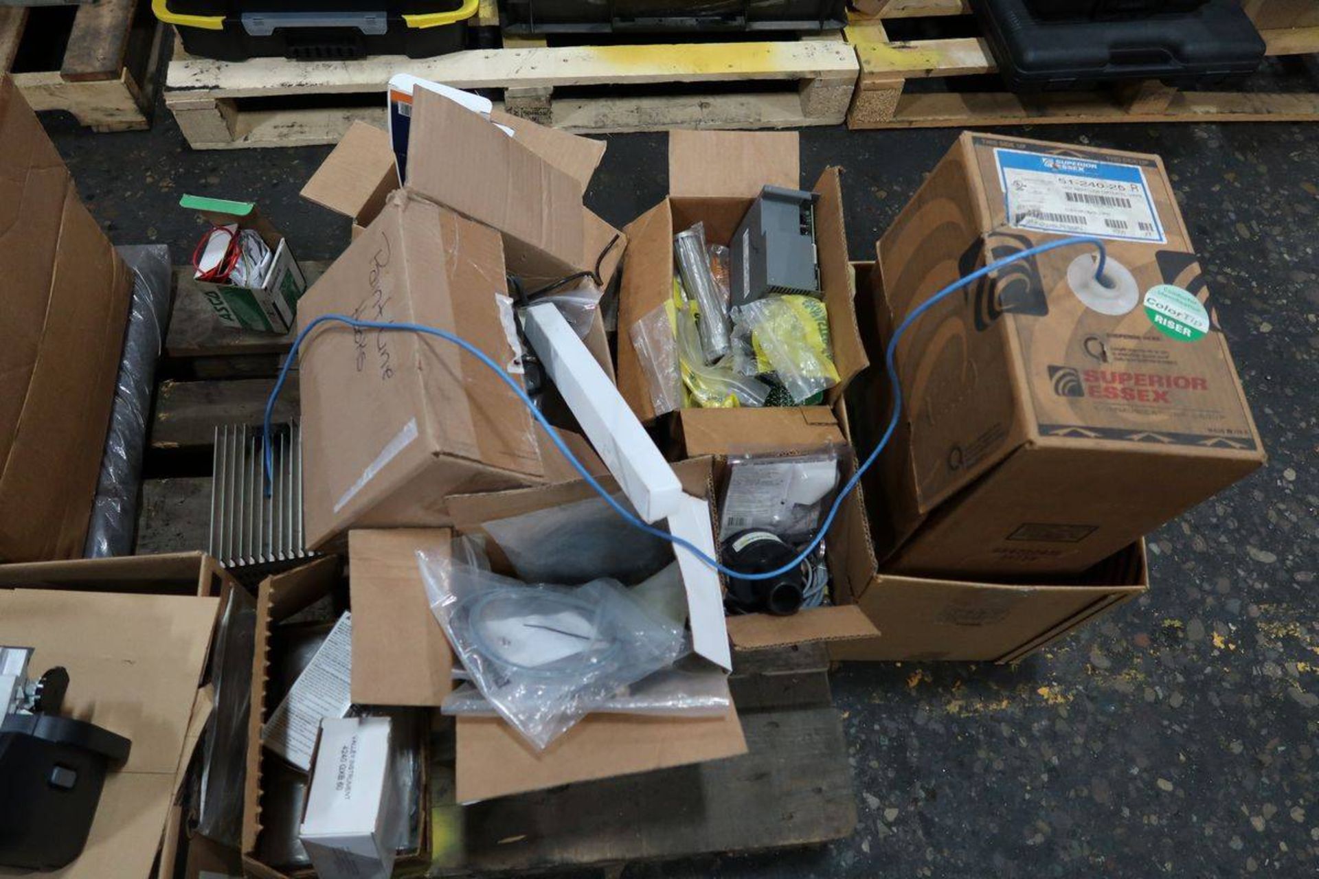 Pallets of Assorted Electrical Components - Image 19 of 19