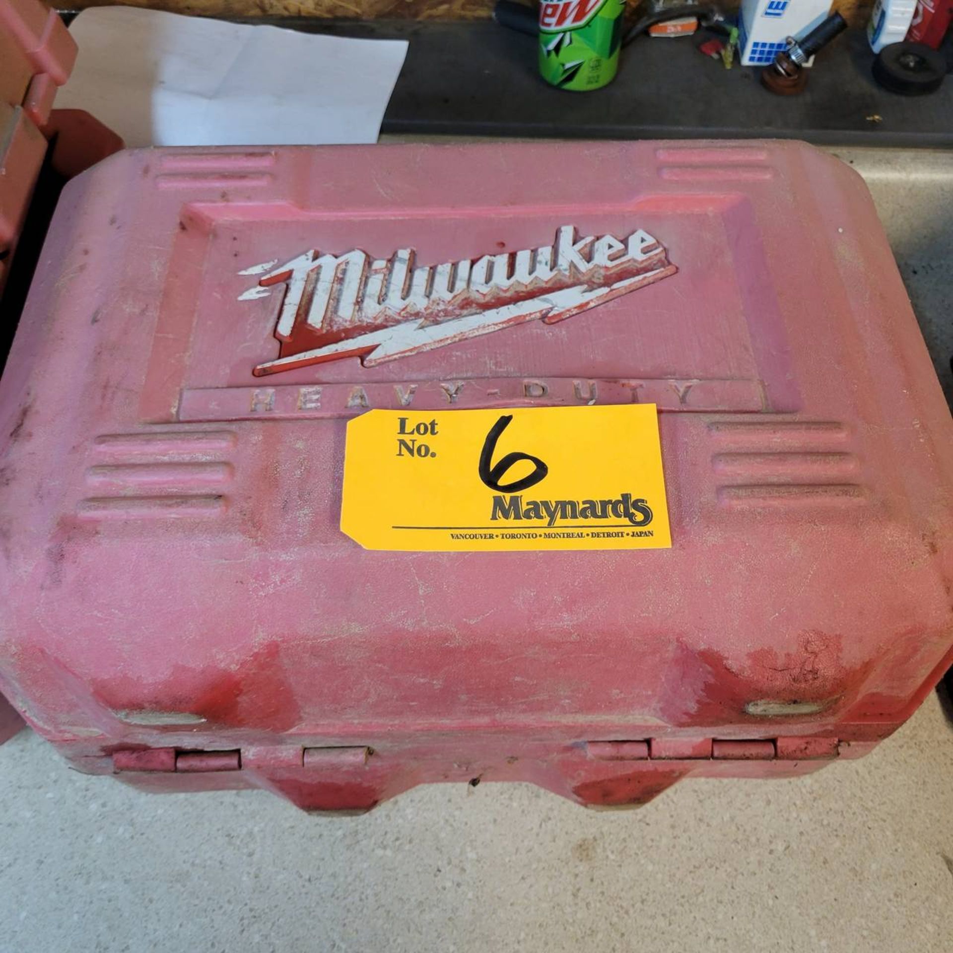 Milwaukee 6390-20 7 1/4" Circular saw with case