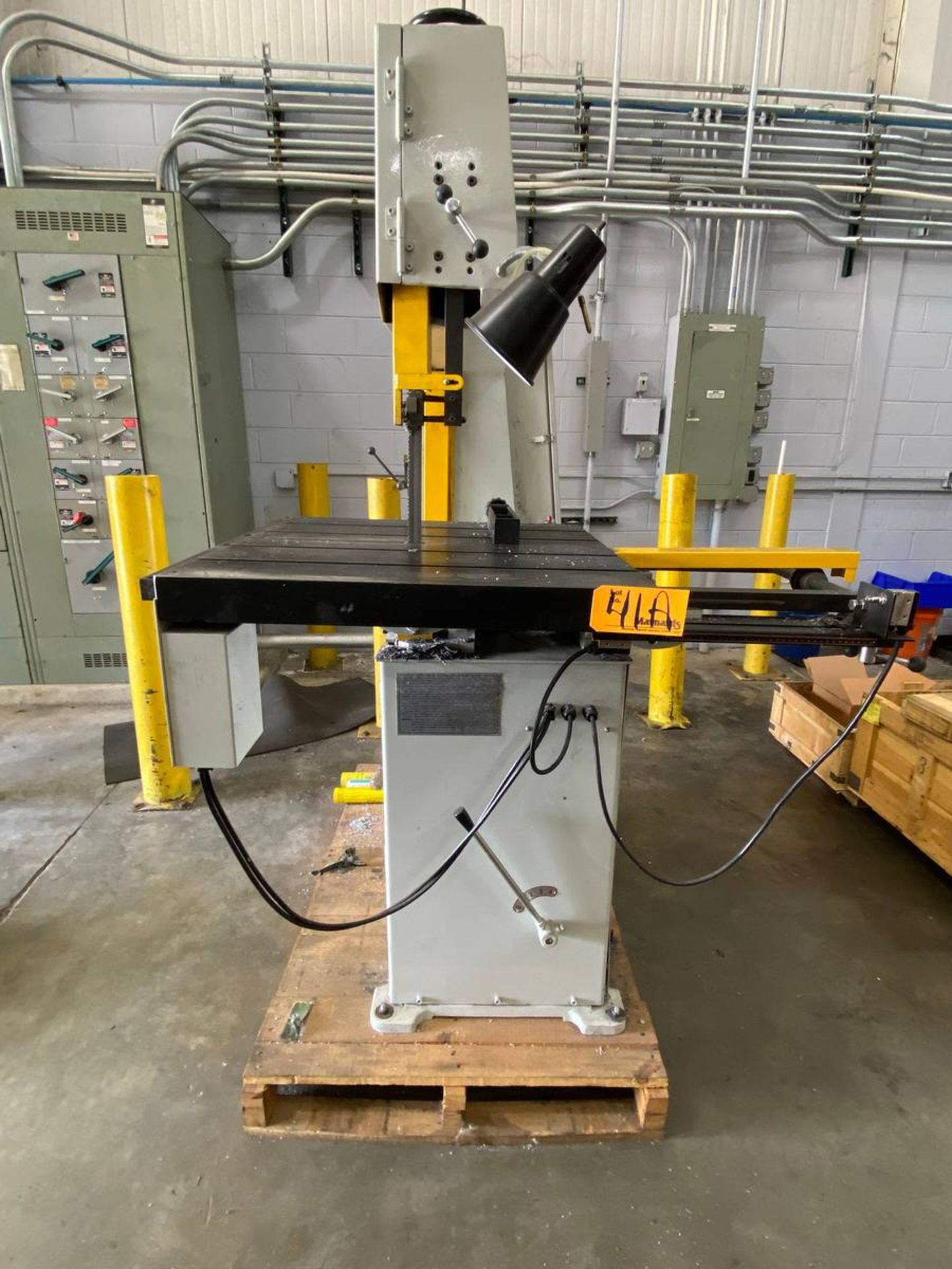 2015 KBC BAV-700PF Vertical Band Saw