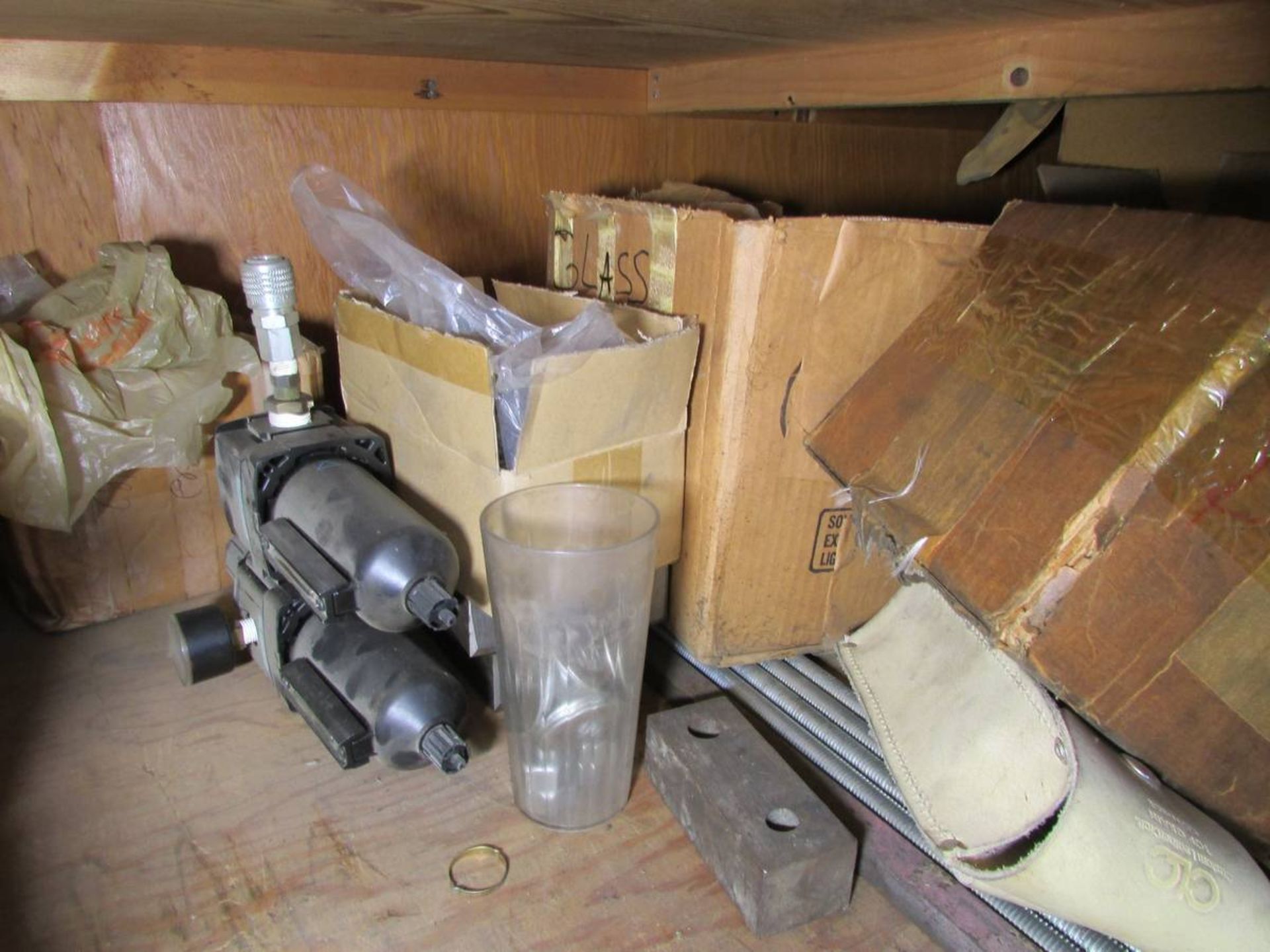 Contents of Building Maintenance Storage Closet - Image 11 of 19
