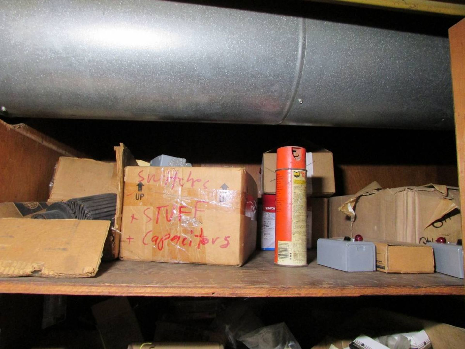 Contents of Building Maintenance Storage Closet - Image 2 of 19