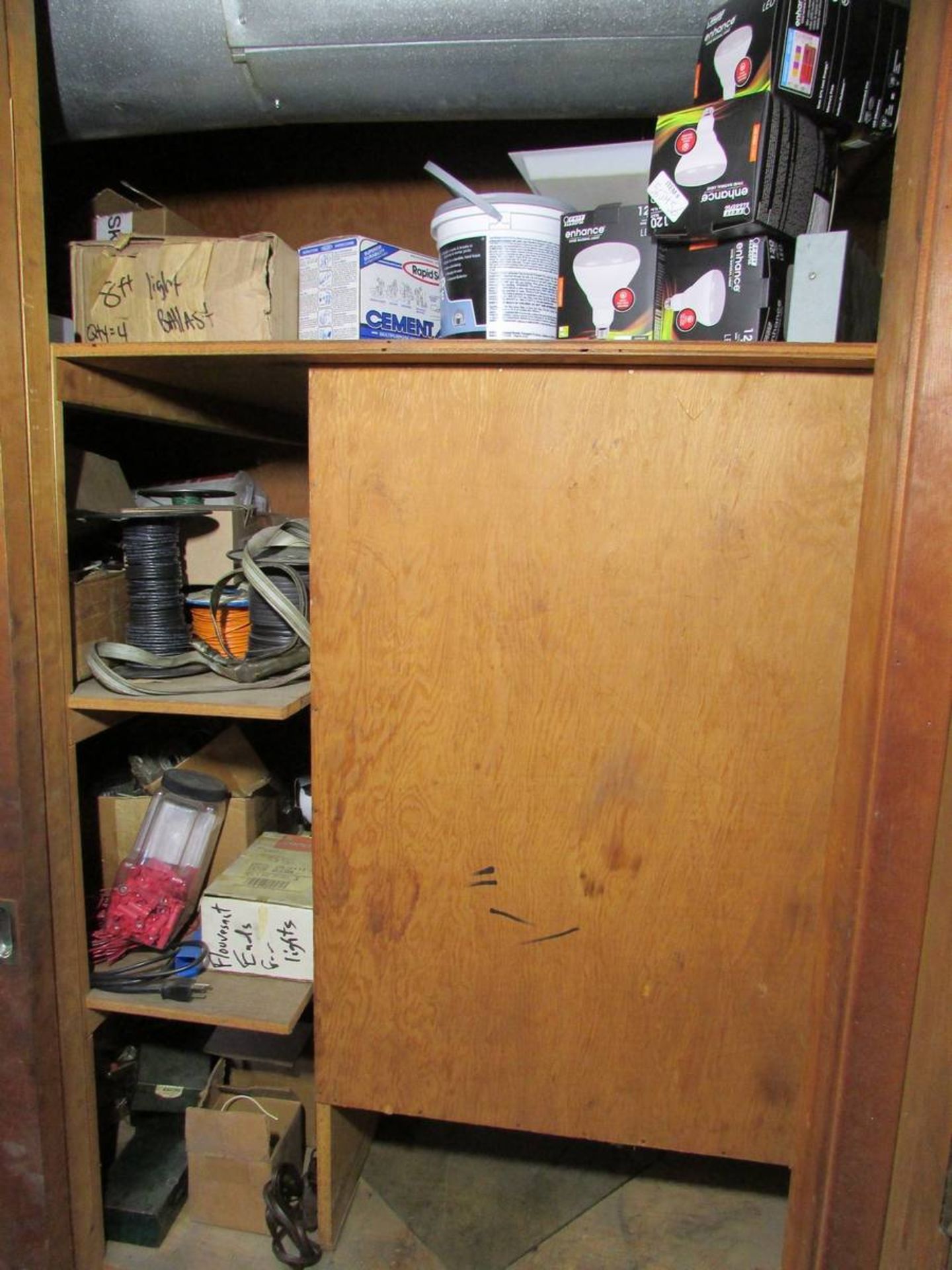 Contents of Building Maintenance Storage Closet - Image 13 of 19