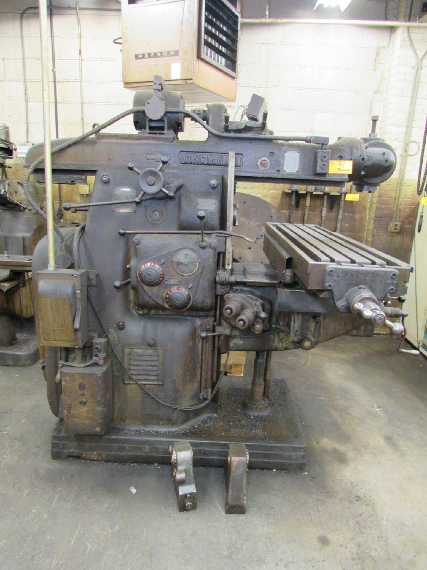 Cincinnati No. 3 Horizontal/Vertical Dial Type Milling Machine - Image 12 of 19