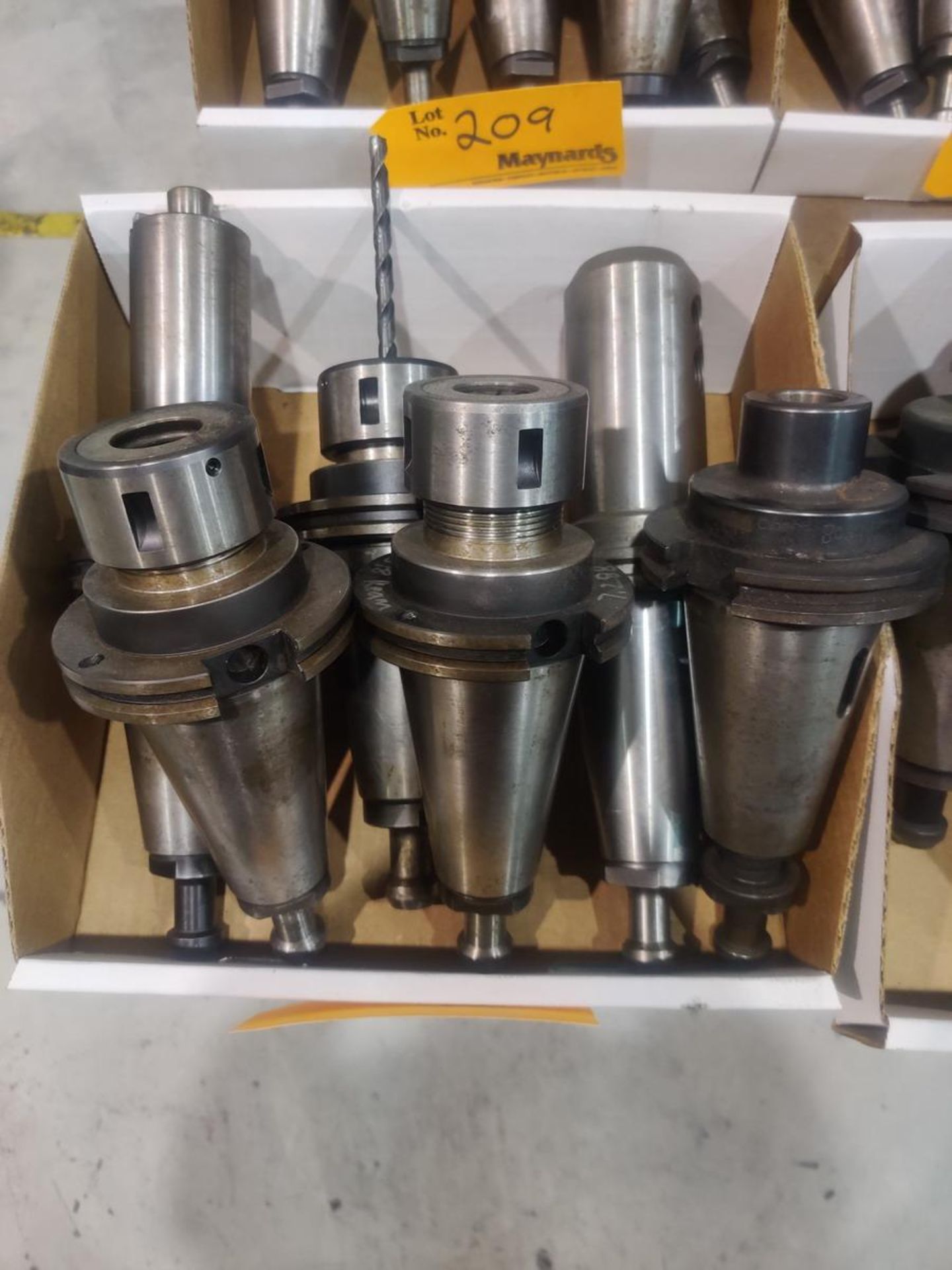 (1) Lot of (5) Cat 50 Tool Holders