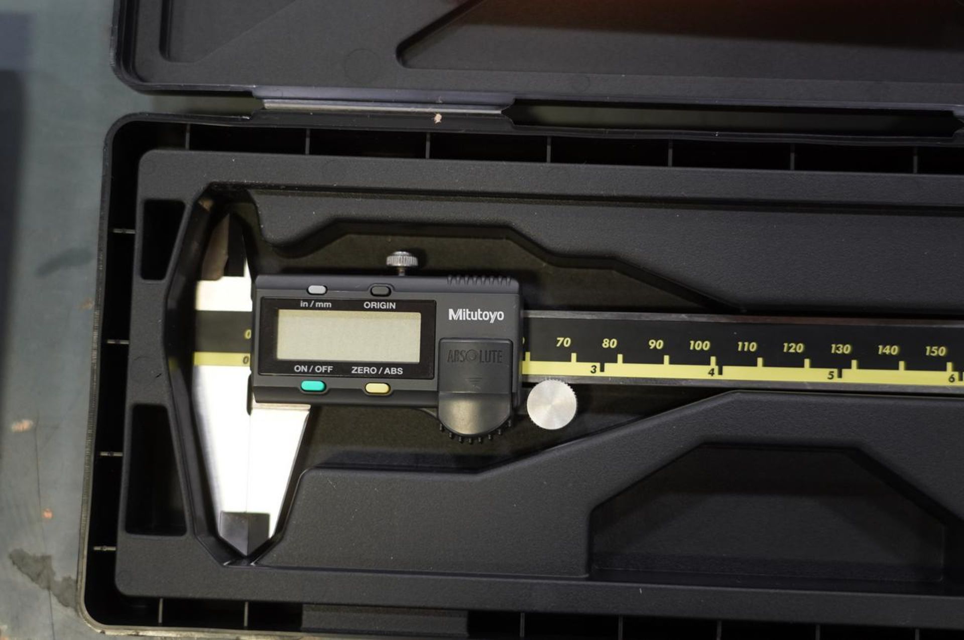 Mitutoyo 6'' Digital Vernier Calipers - Image 2 of 2