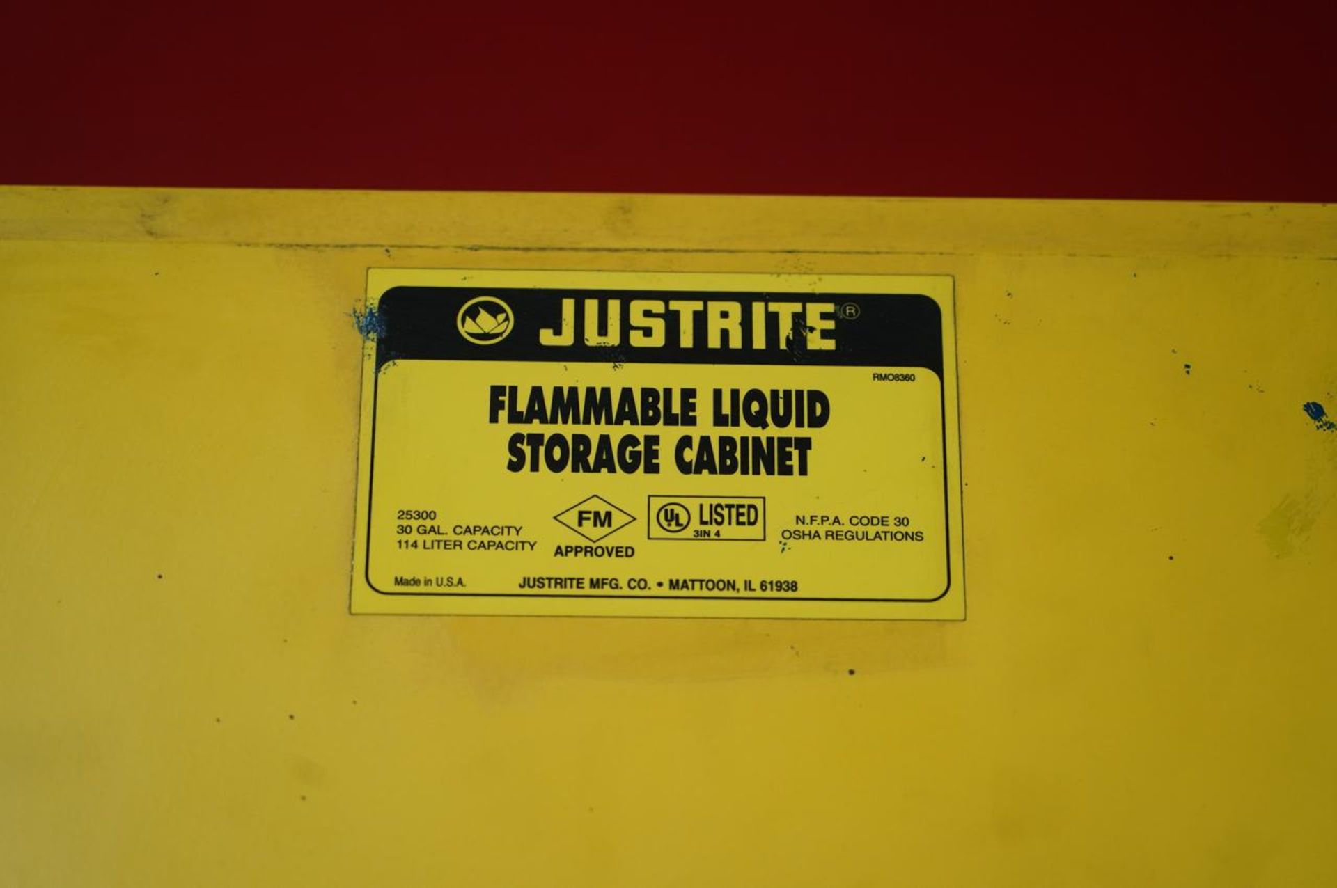 Justrite RMO8360 30 Gallon Safety Storage Cabinet - Image 2 of 2