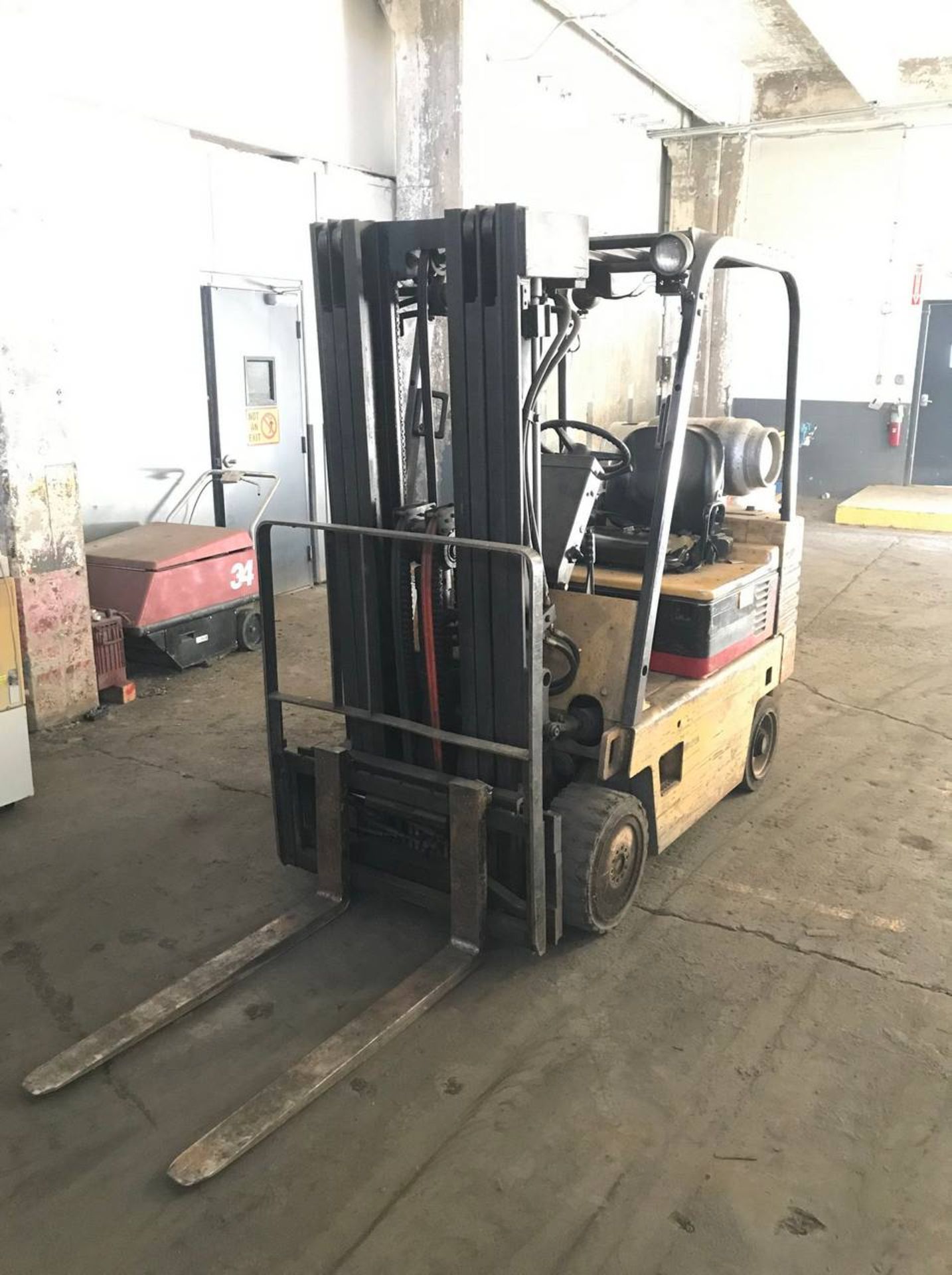 1996 Daewoo GC25S-2 5,000 Lb Capacity LP Type Forklift - Image 7 of 10