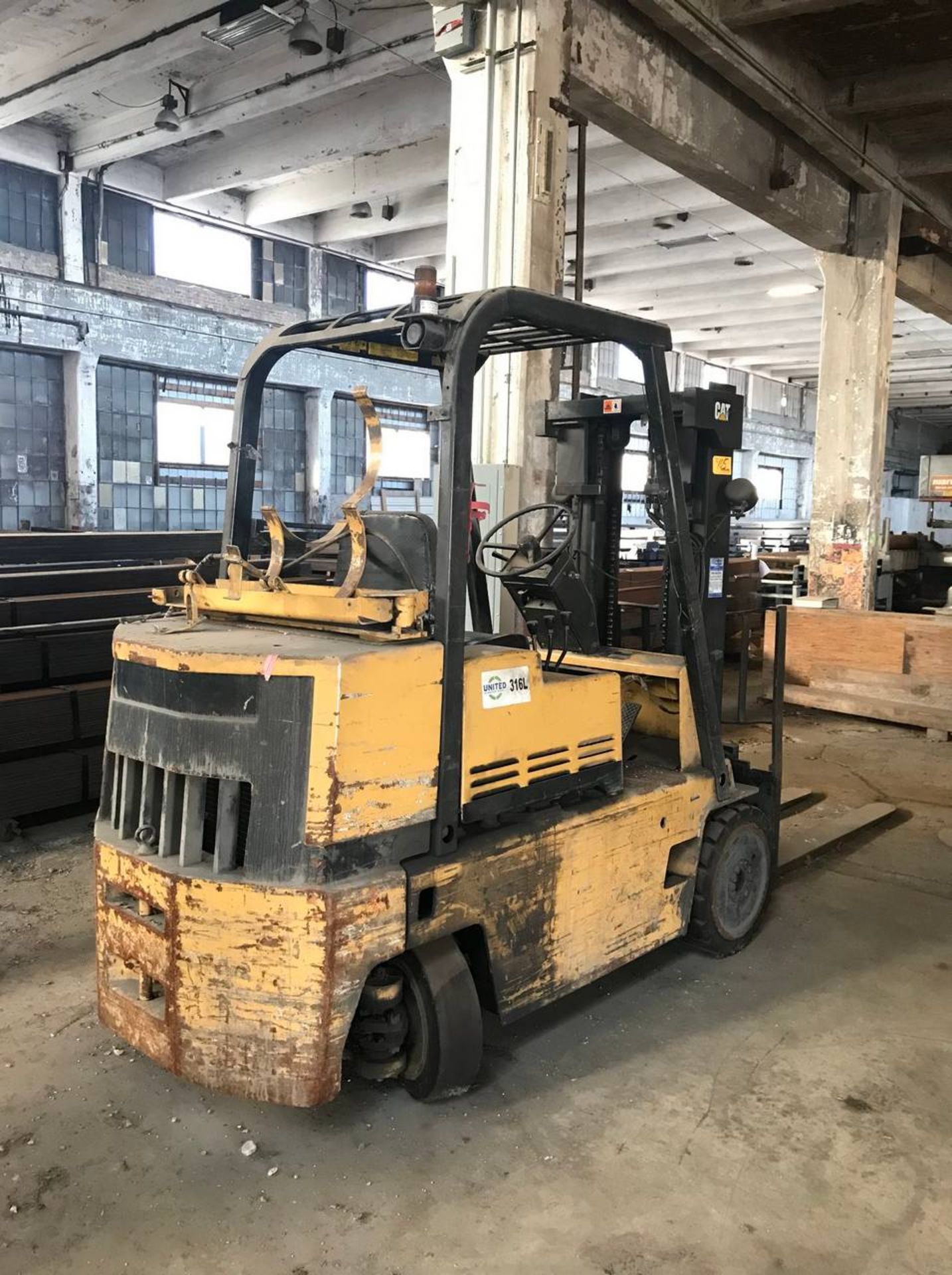 1996 Caterpillar T80D 8,000 Lb Capacity LP Type Forklift - Image 10 of 10