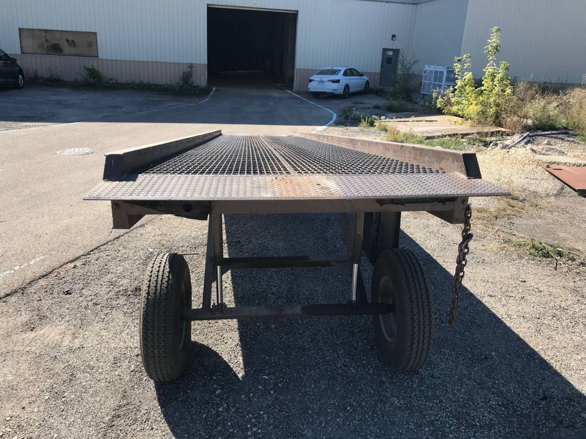 Vestil YR-20-7330 20,000 Lb x 30' Portable Loading Ramp - Image 4 of 13