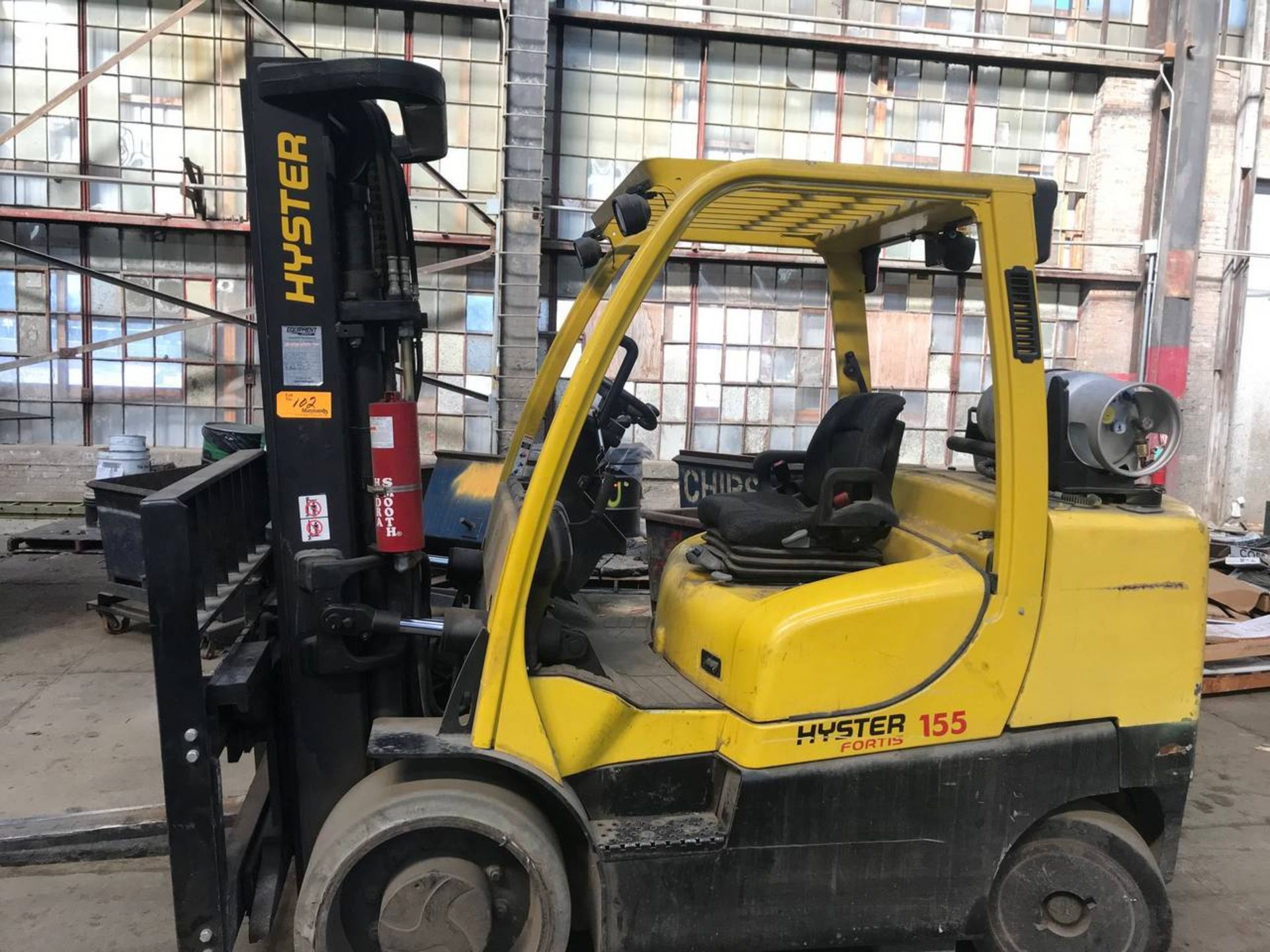2011 Hyster S155FT 13,900 Lb Capacity LP Type Forklift - Image 12 of 16