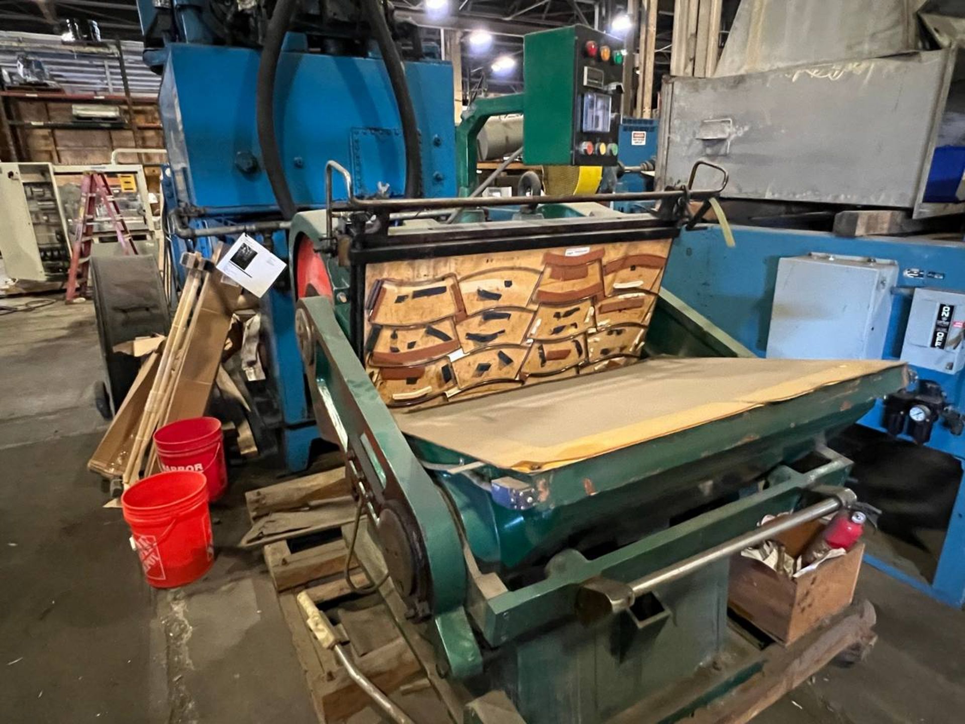 CLAMP DIE PRESS