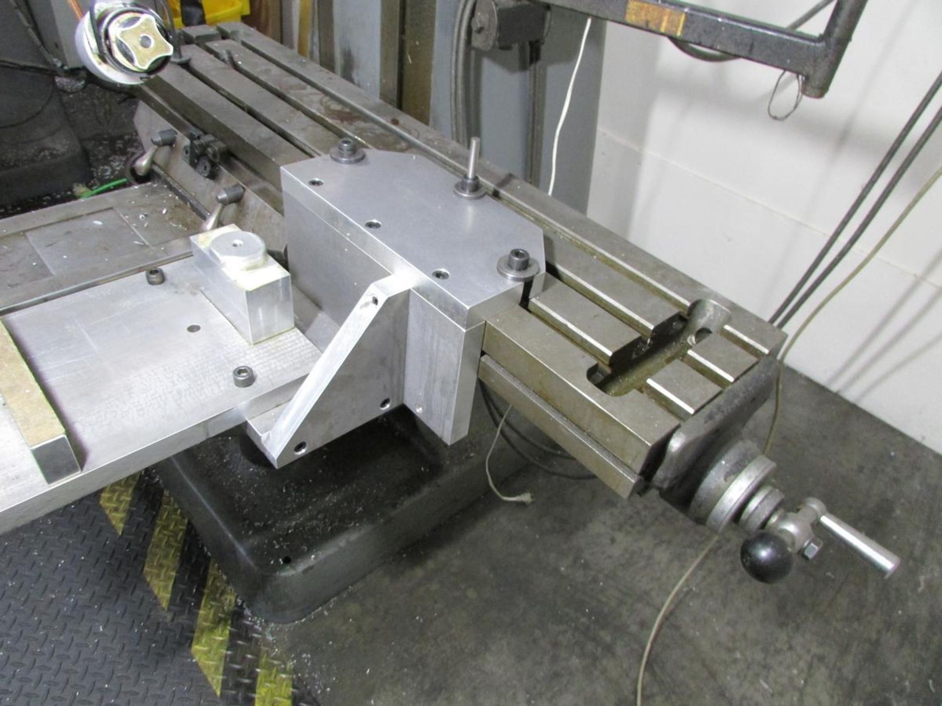 Bridgeport Vertical Milling Machine - Image 10 of 13