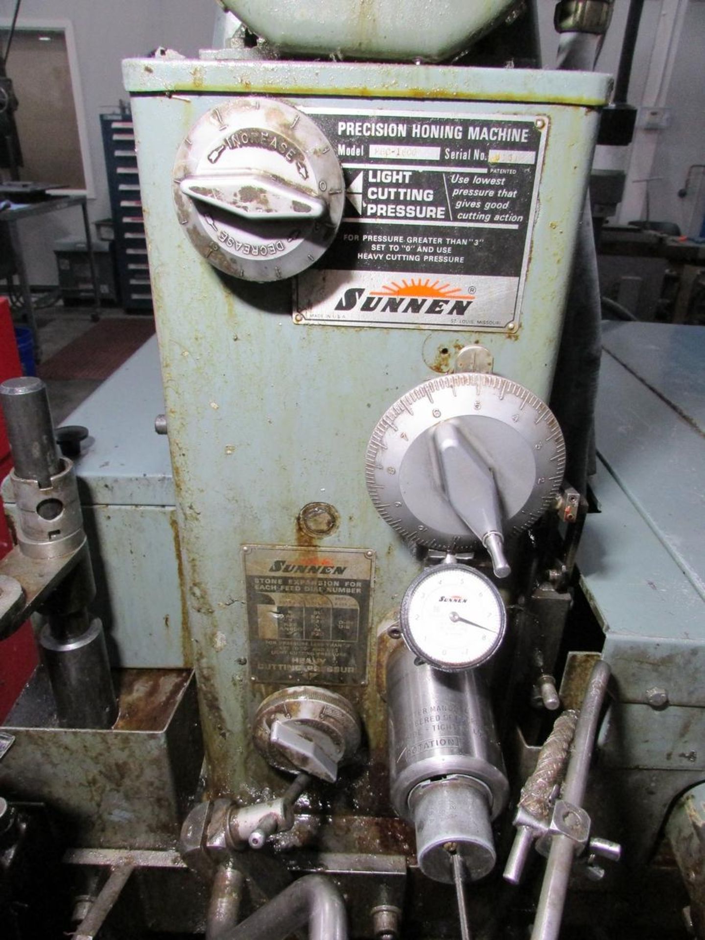 Sunnen MBC-1800 Precision Honing Machine - Image 14 of 15