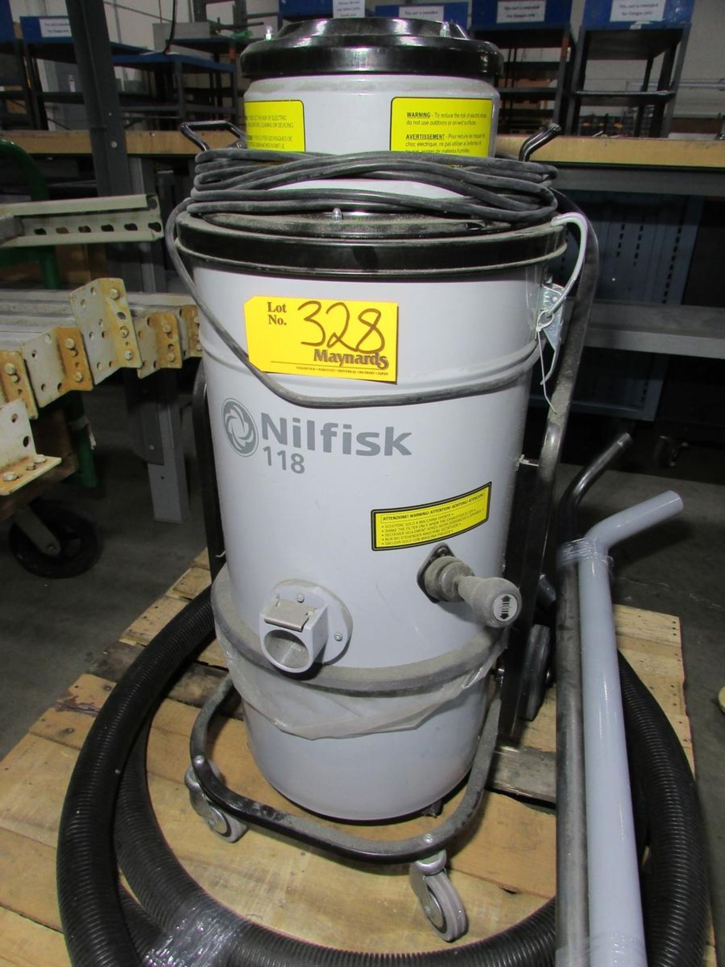 Nilfisk Model 118 Industrial Vacuum Cleaner - Image 3 of 6