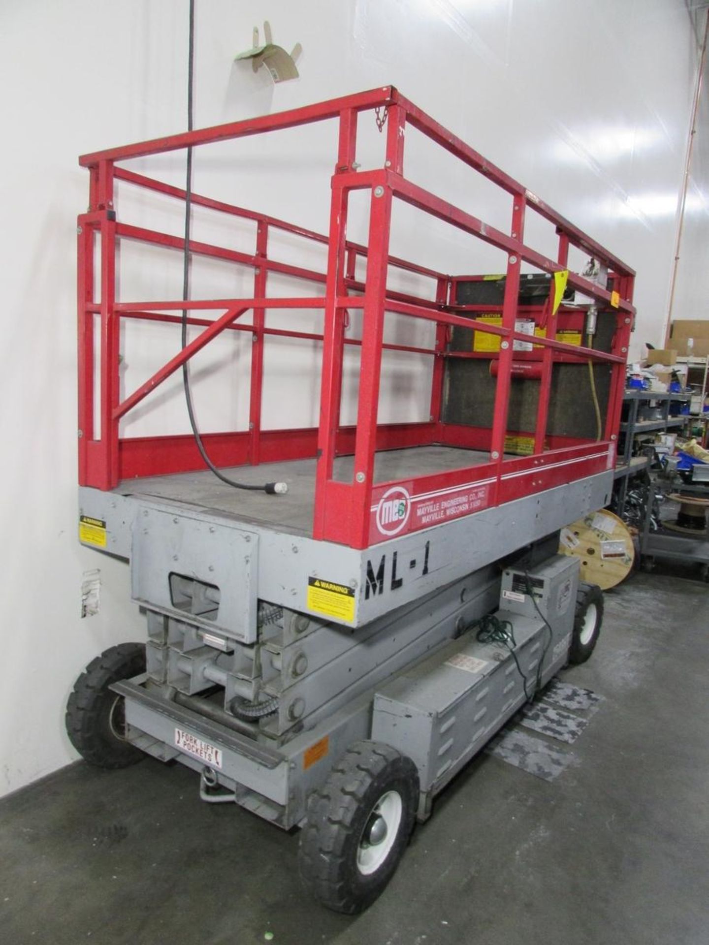 Mayville Engineering Co 2548HT 36V Electric Scissor Lift - Image 4 of 14