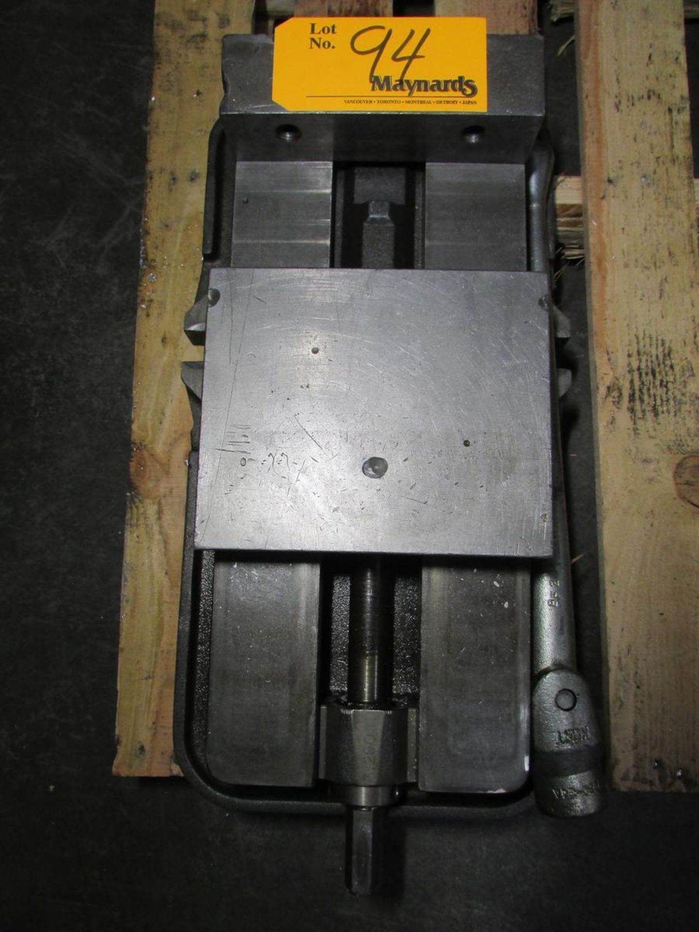 Kurt D80 8" Machine Vise - Image 3 of 4