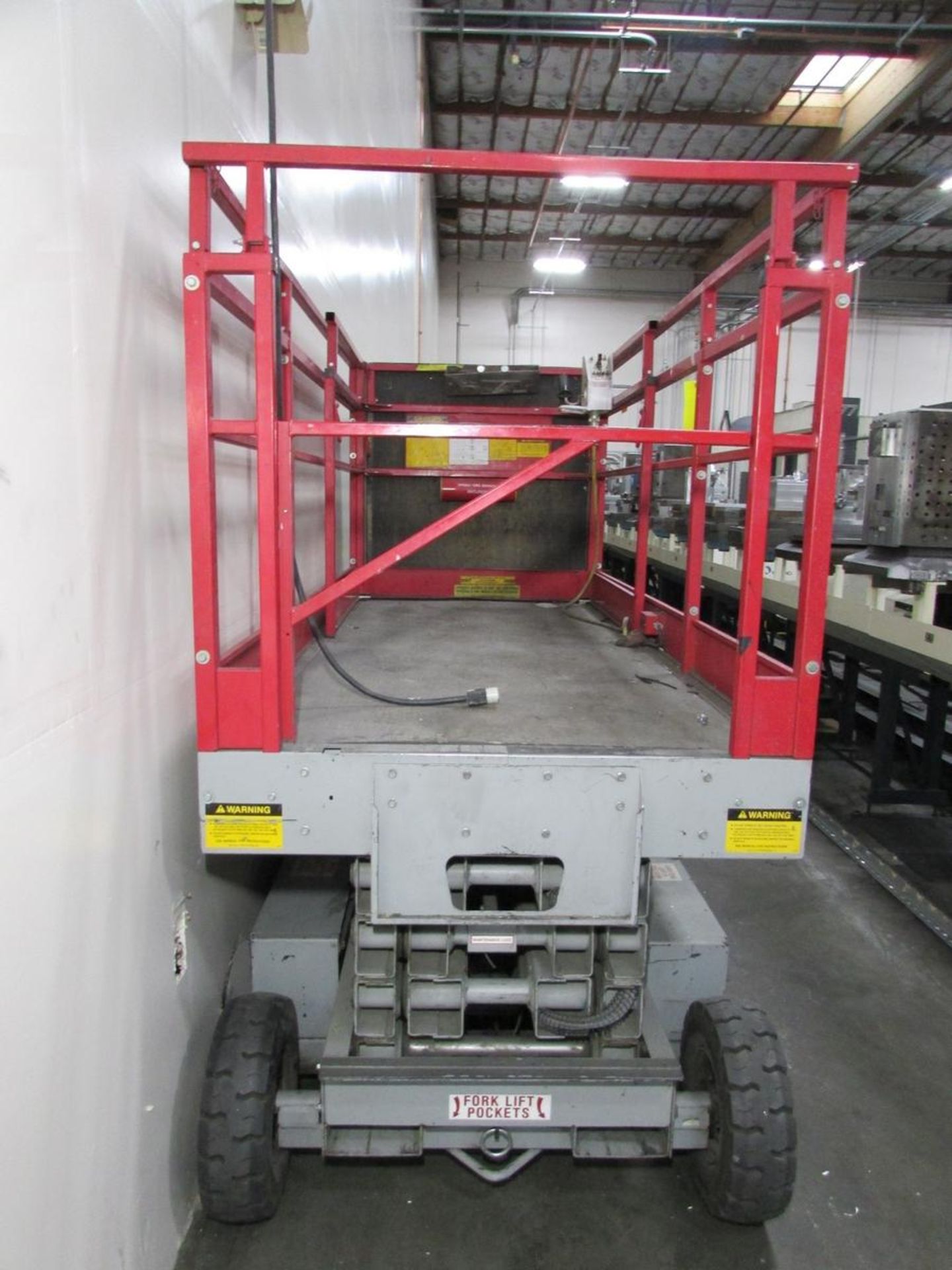 Mayville Engineering Co 2548HT 36V Electric Scissor Lift - Image 7 of 14